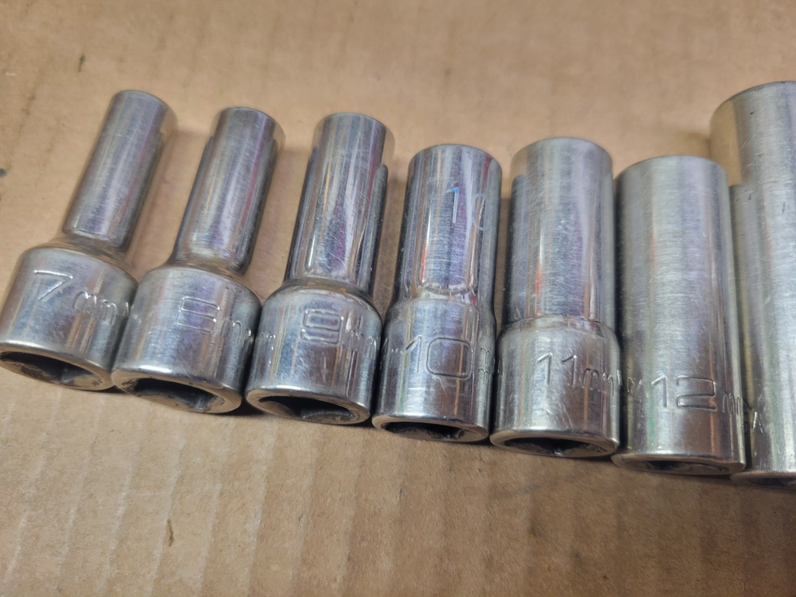 Matco Tools 3/8″ Drive 13-piece Deep Socket Set 7 – 19 MM