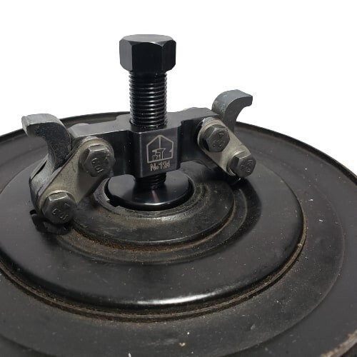 Aircooled VW 36hp /40hp/ 1600 crankshaft pulley puller – Fritz 124 / VW 203b