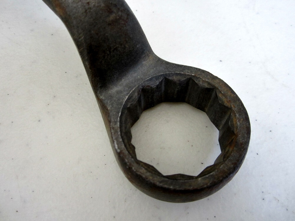 Vintage H-M Co. 1-1/4″ Box End Wrench SE-1262-3 X2330 Hinkley-Meyers Made in USA