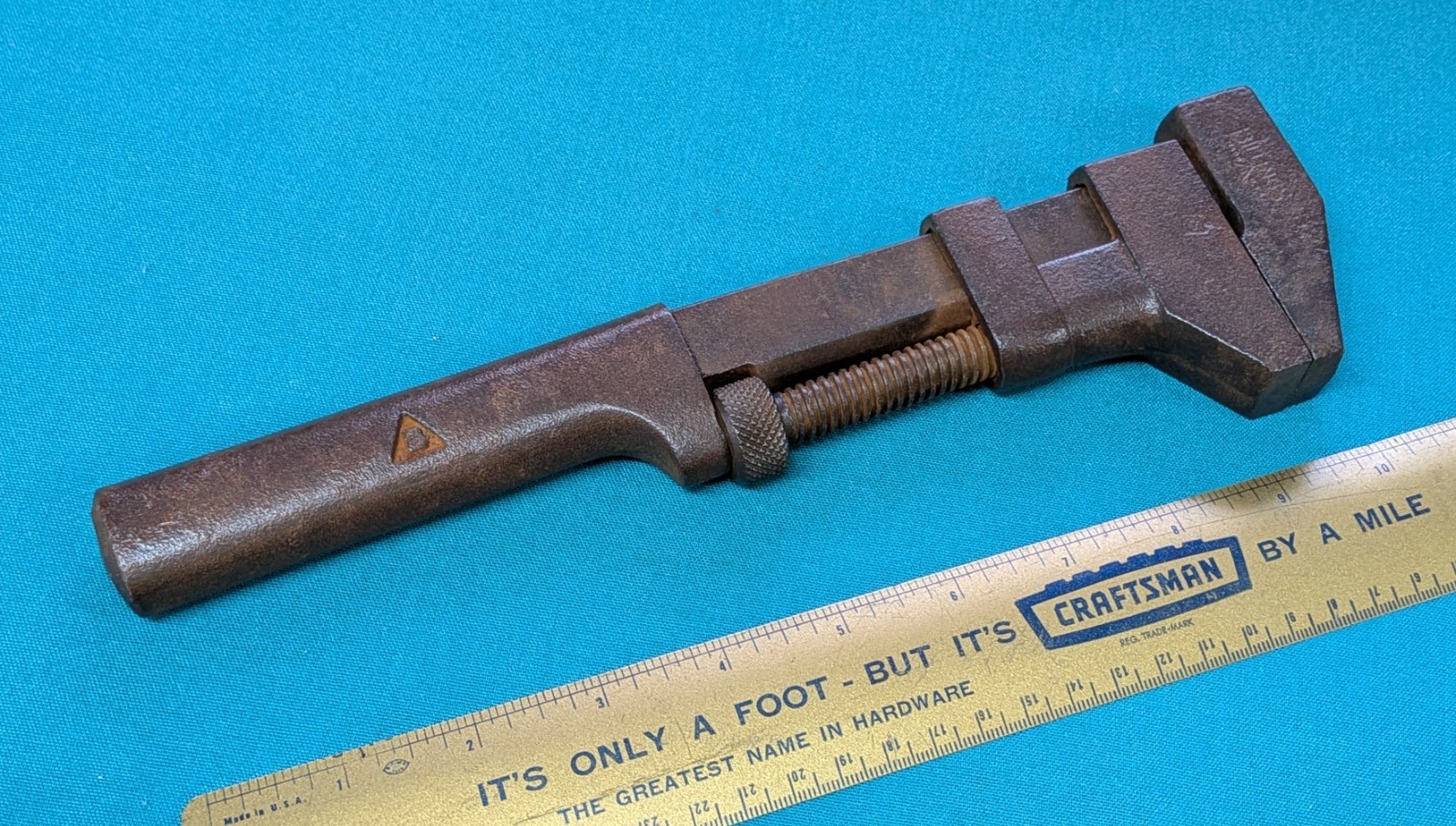 Vintage 1940’s BILLINGS «Coes» 10″ Heavy Duty All-Steel Adjustable Monkey Wrench