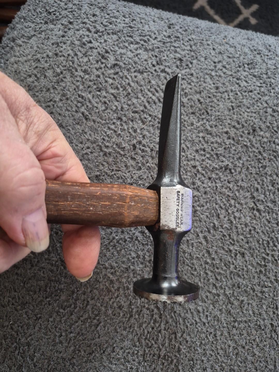 Snap On BF613B Wood Handle Auto Body Round Face Cross Peen Shrinking Hammer MINT