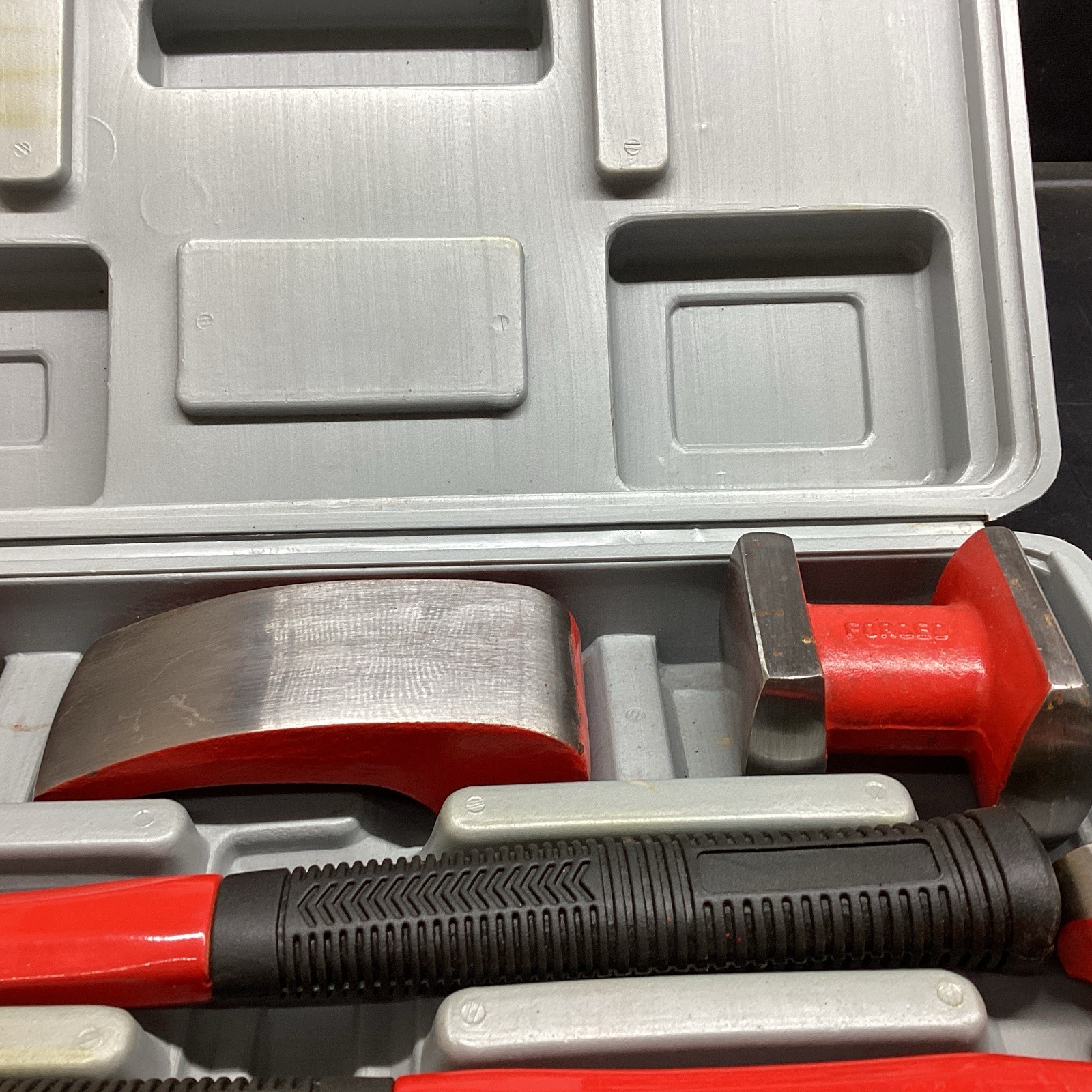 US General 7 Piece Body Fender Repair Set With Case Item 31277