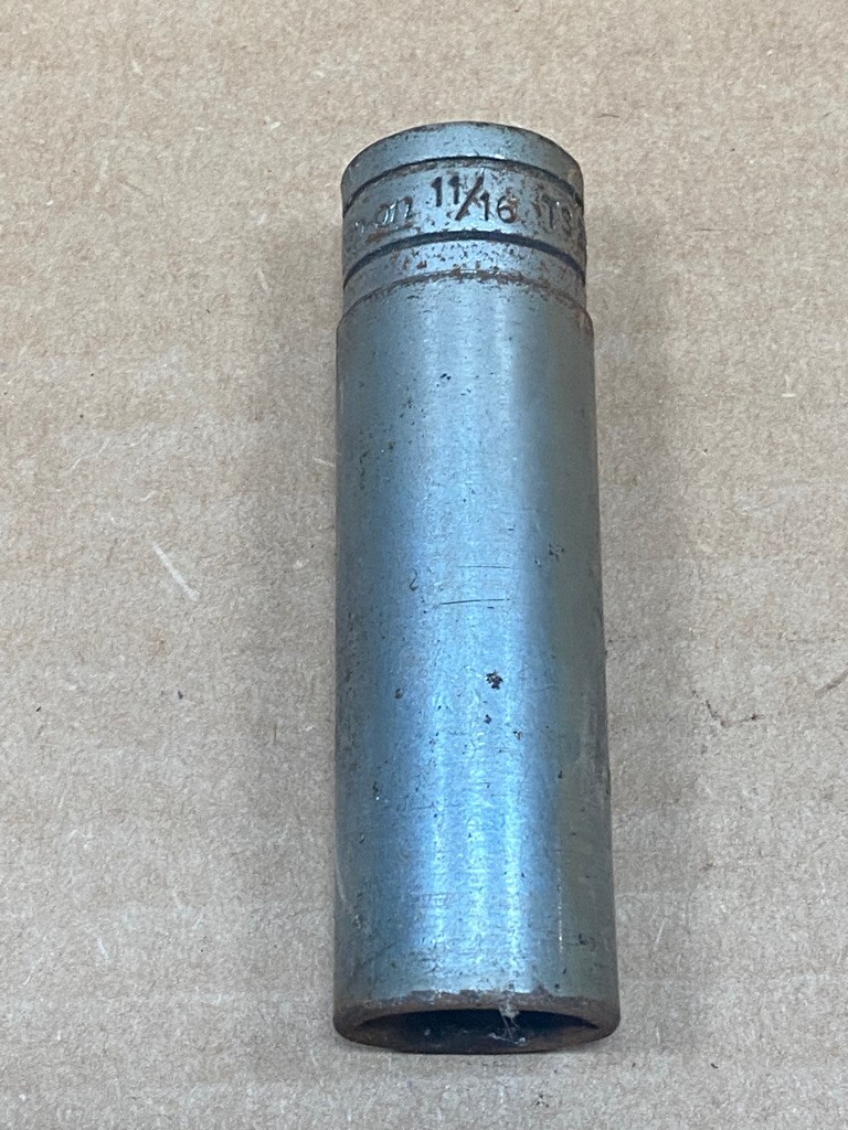 VINTAGE Snap-on Tools USA 1/2″ Drive 11/16″ SAE Deep 6 Point Chrome Socket TS221