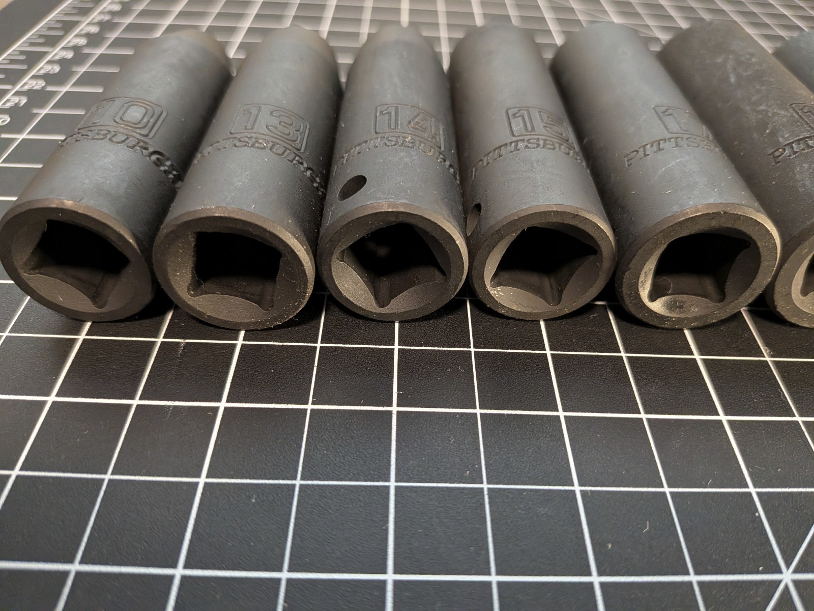 pittsburgh tools 12 point impact socket set 1/2″ drive metric
