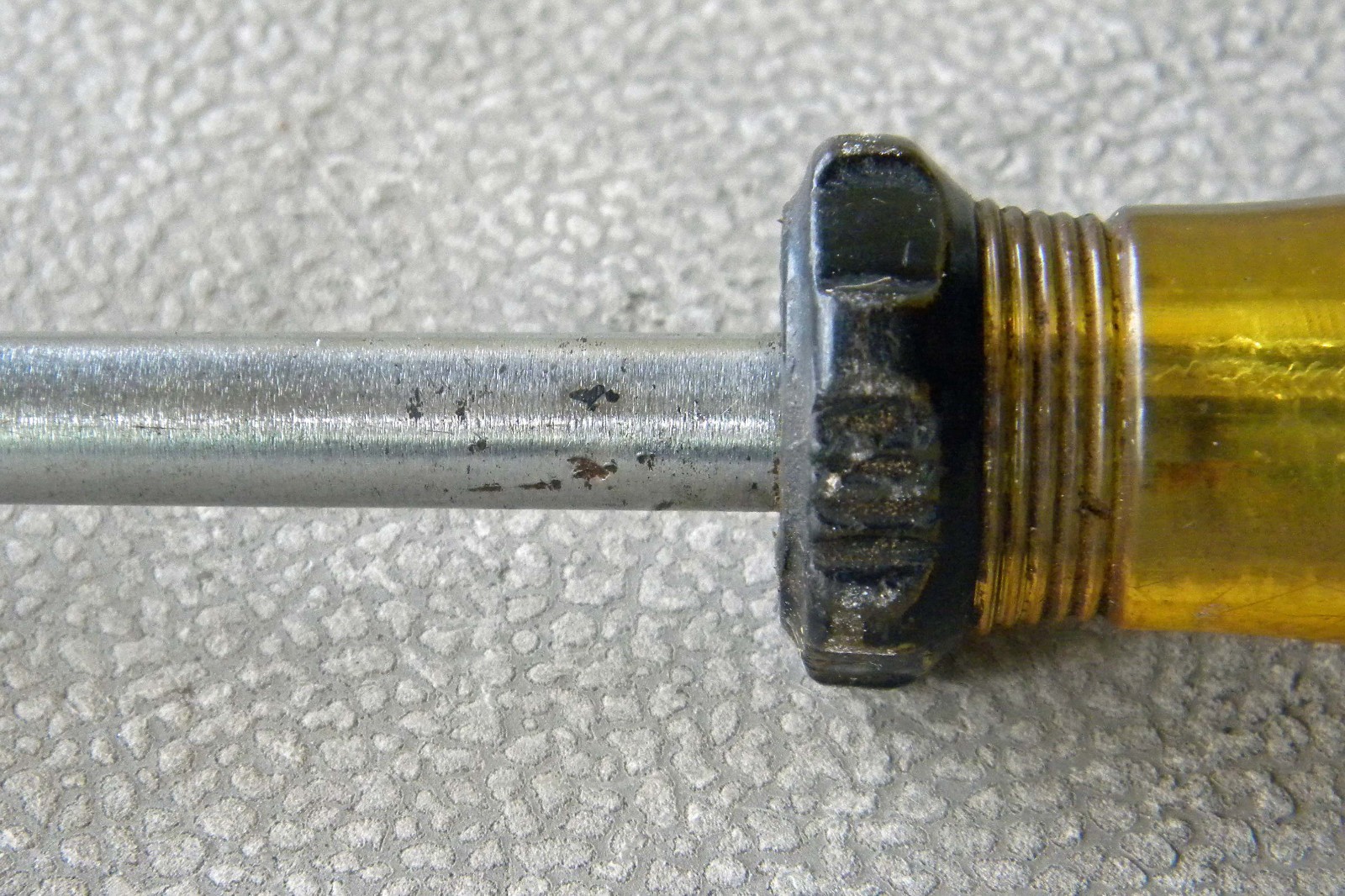 Vtg 12″ New Britain #D28 Flat Slotted 3/8″ Long Shaft Screwdriver, Yellow Handle