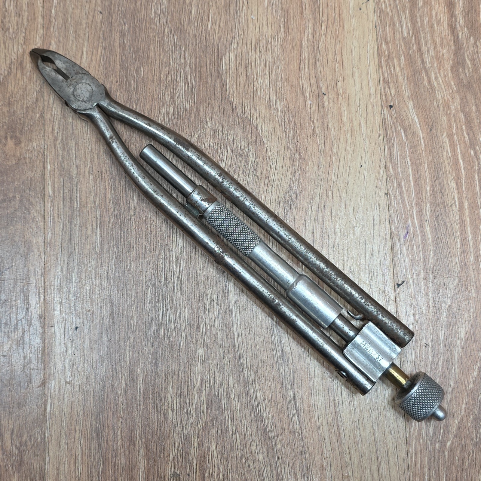 Vintage Robinson M-80 Wire Twister Safety Wire Pliers Aviation Owners Mark