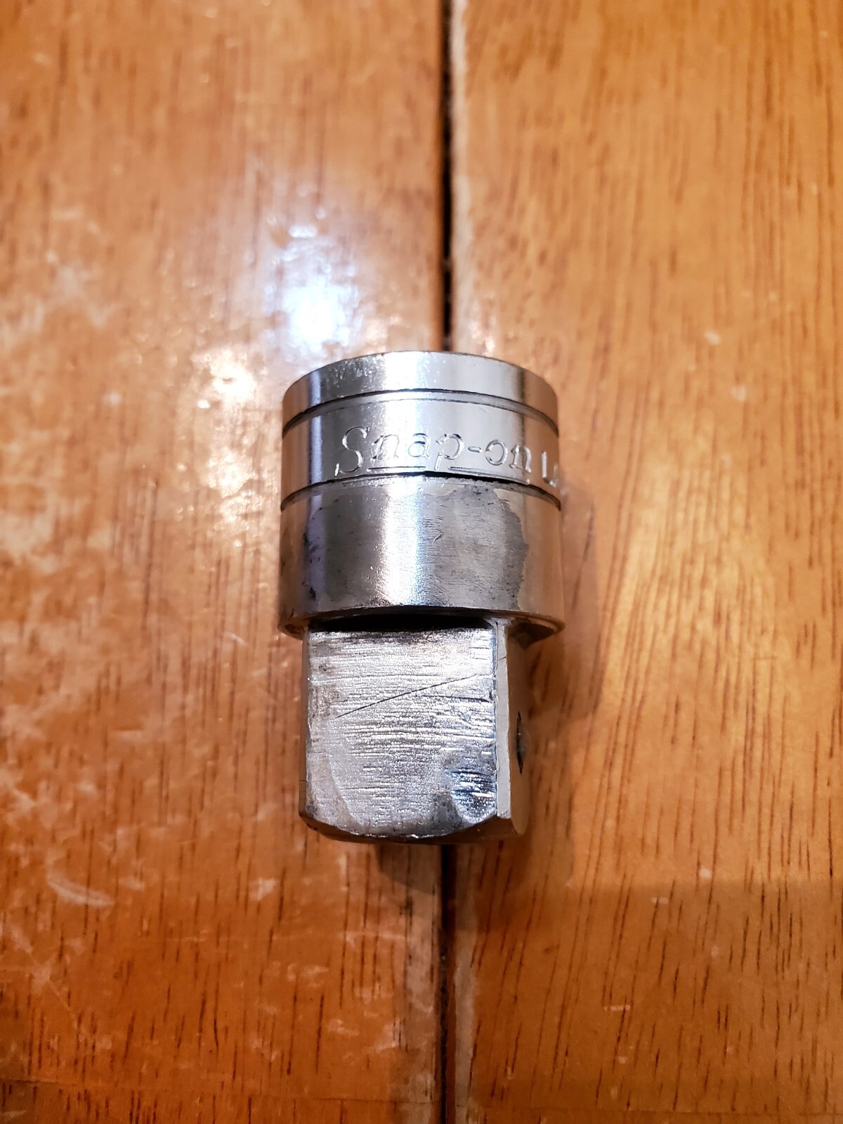 Snap On 1/2F To 3/4M Drive Locking Button Adaptor Socket LA12