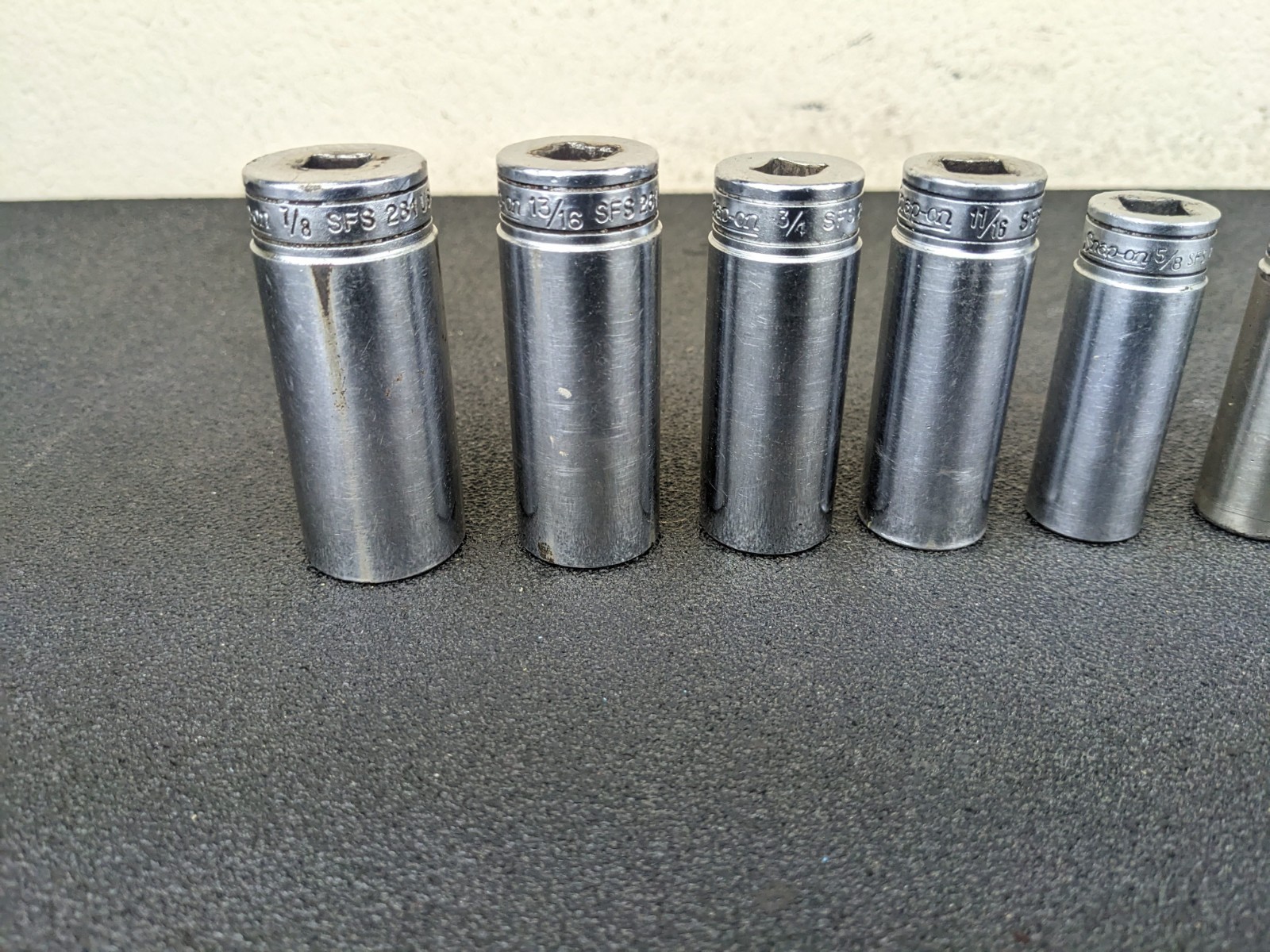 #bo384 Snap on Tools 211SFSY 3/8″ Drive Deep Chrome Socket Set Socket Set