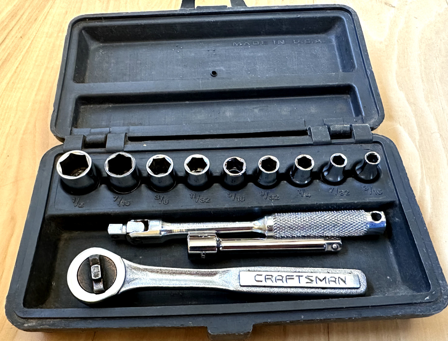 Craftsman Tools 1/4″ Ratchet Socket Set General Service Extension Lot SAE Case