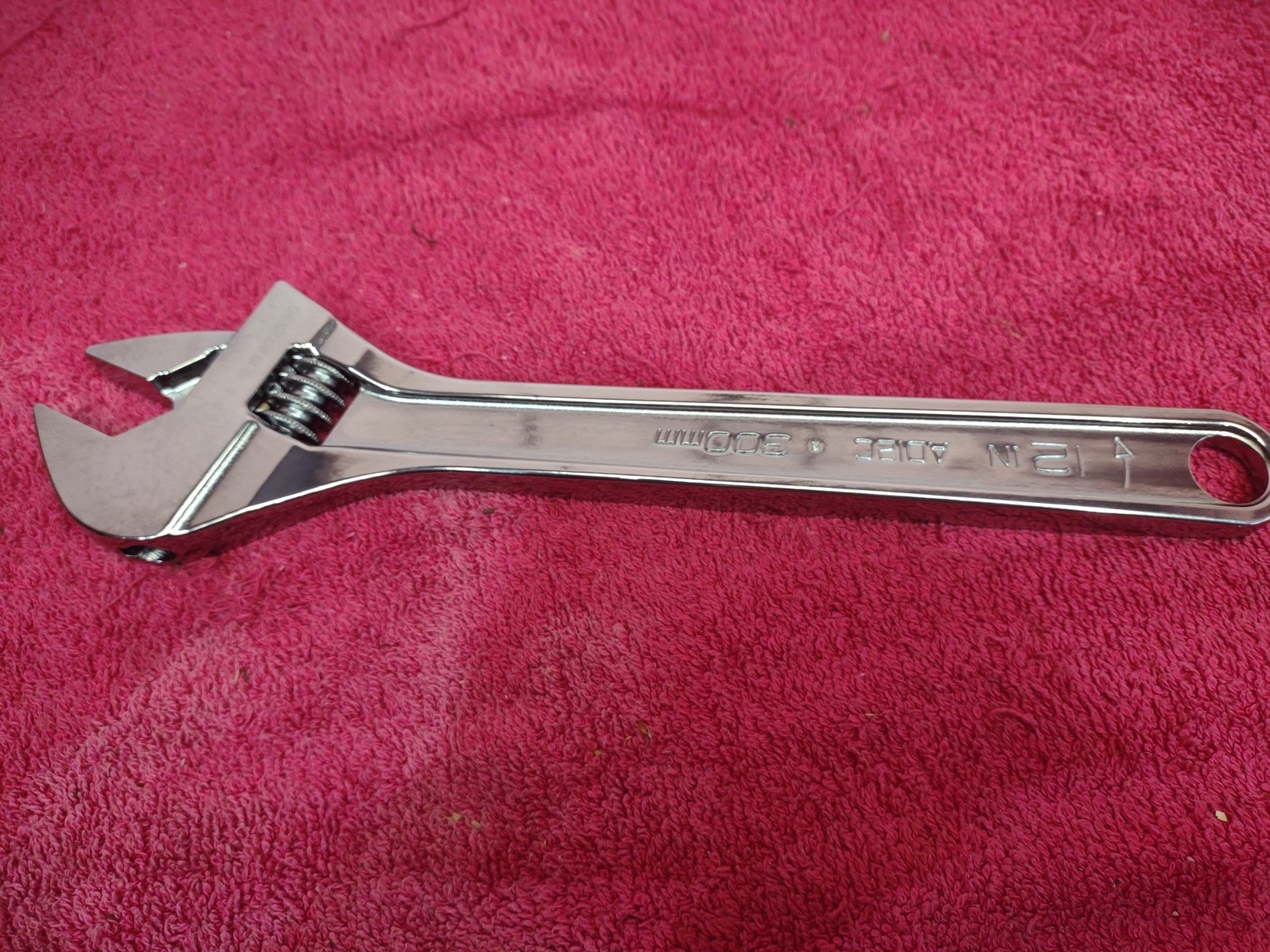 New Snap-on Tools USA STYLE 12″ Length Chrome Smooth Jaw Adjustable Wrench AD12C