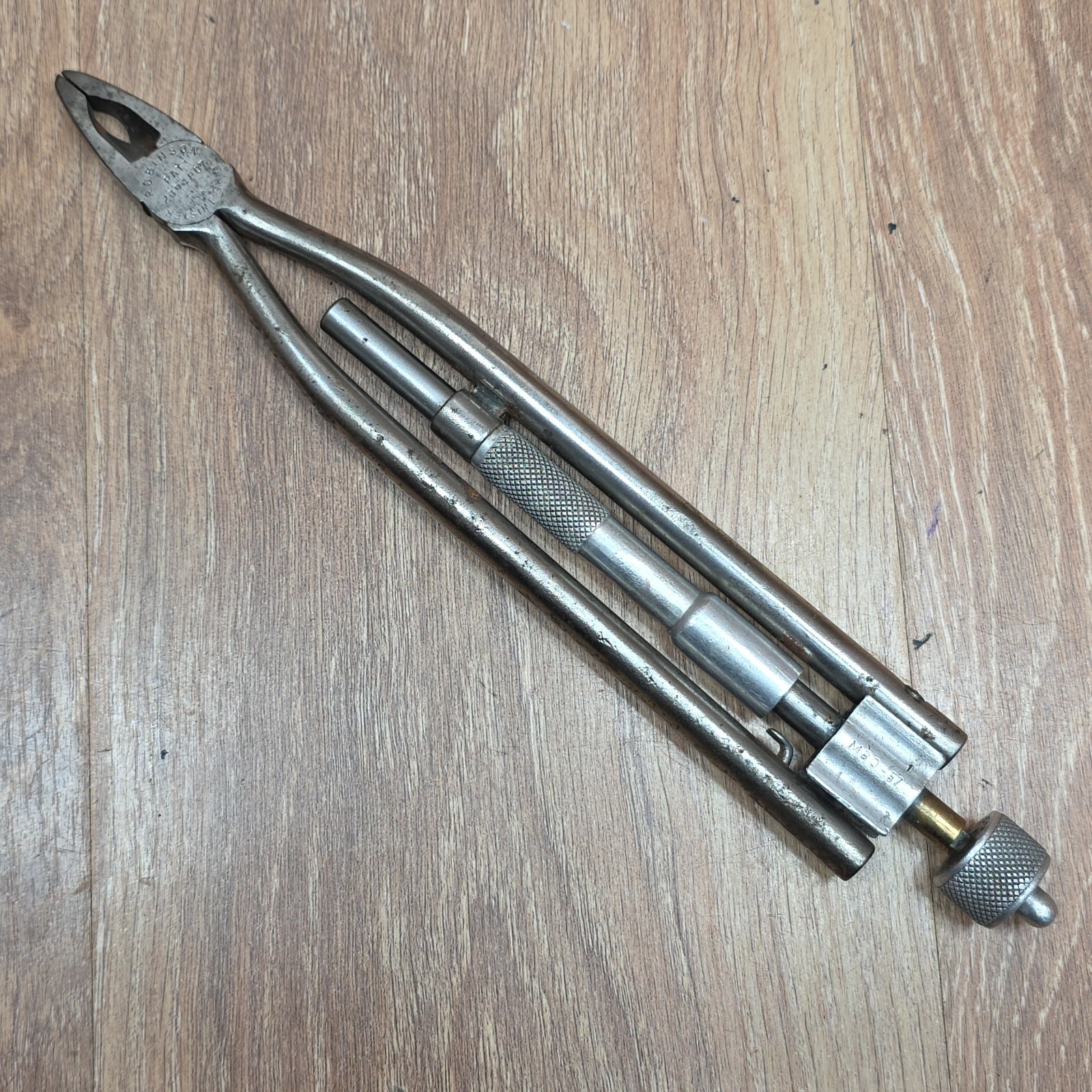 Vintage Robinson M-80 Wire Twister Safety Wire Pliers Aviation Owners Mark