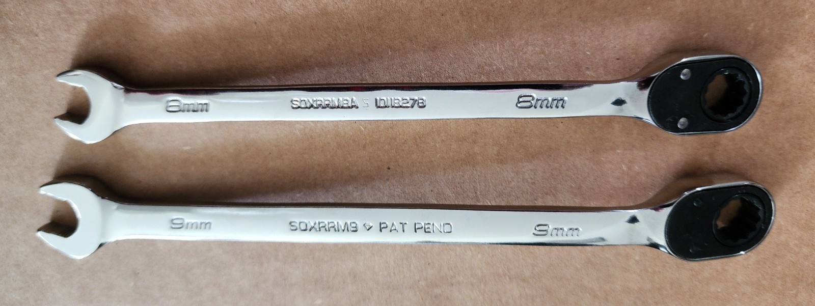 Snap-On 8 & 9mm 12-Pt Flank Dr Reversible Ratcheting Combination Wrench SOXRRM8A