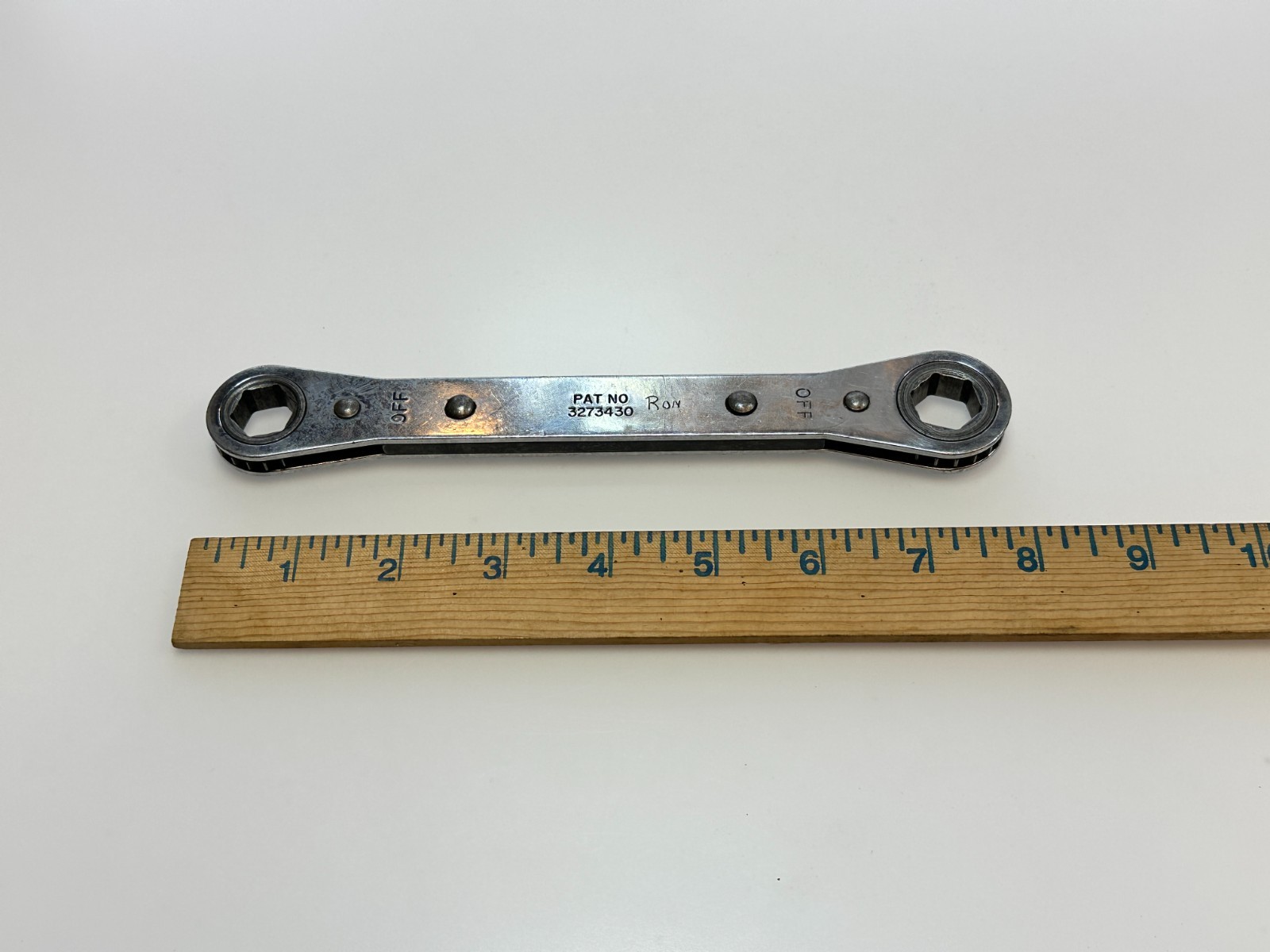 Snap-on USA RBM1415S 14mm X 15mm Ratcheting 6 Point Box End Wrench, 0° Offset