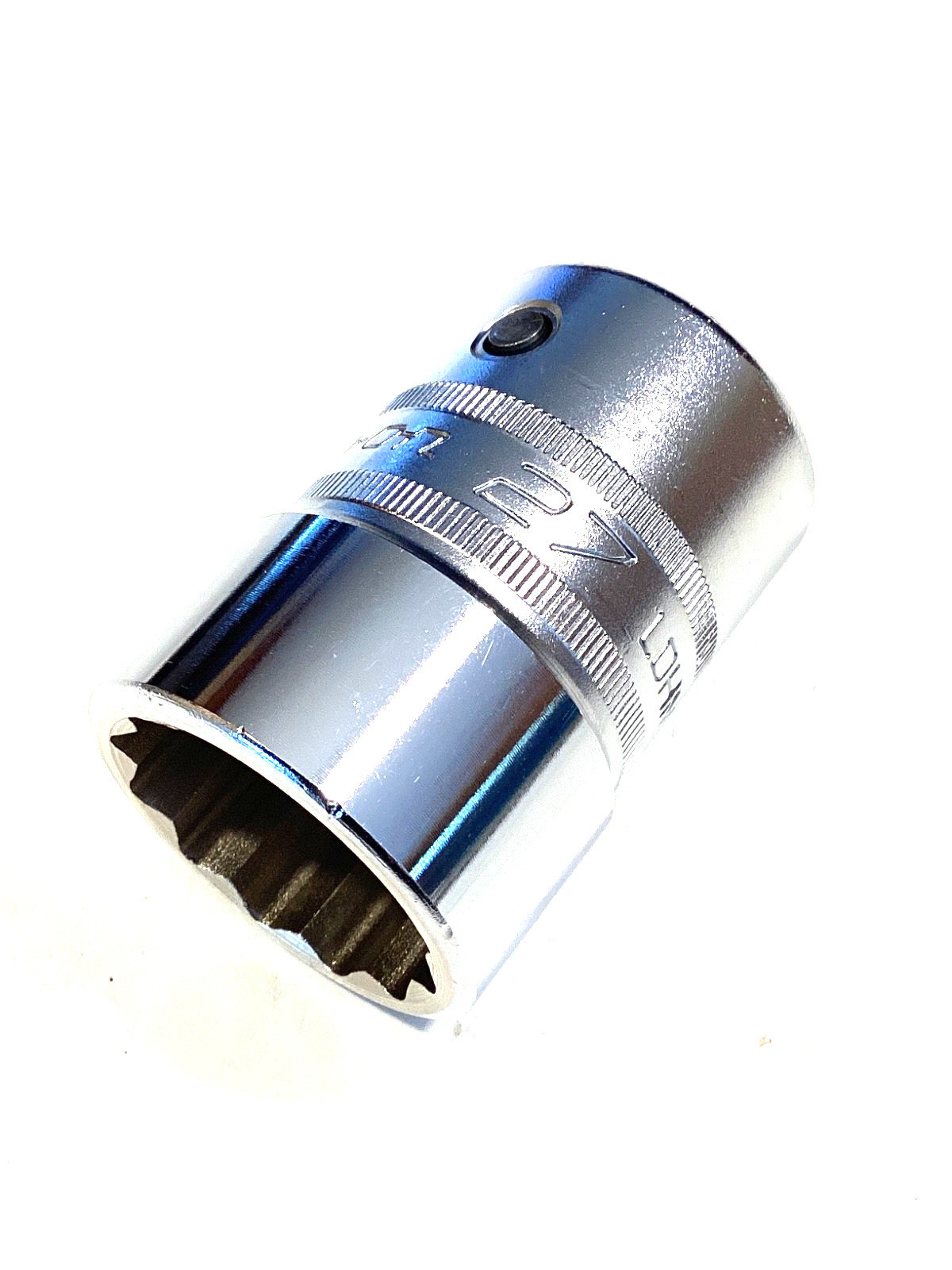 Snap On USA LDHM272 NEW 3/4” Drive 27MM 12 Point Metric Lock Pin Chrome Socket