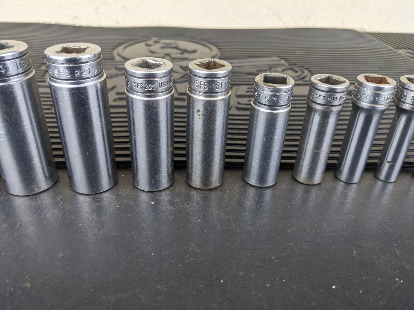 #am154 Snap on Tools 211SFSY 3/8″ Drive Deep Chrome Socket Set Socket Set