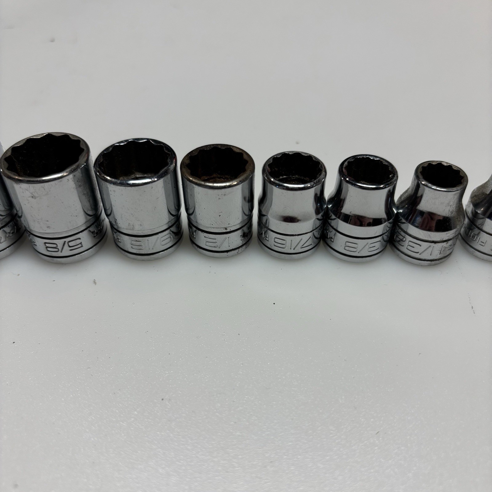 Snap On 12Pc 3/8 Drive 12Pt SAE Socket Set