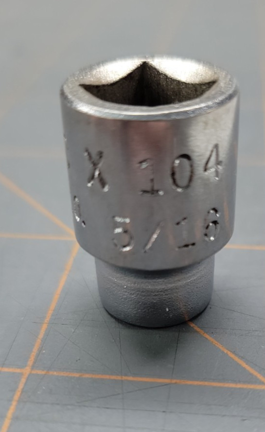 MAC TOOLS X104, 3/8″ DRIVE, 5/16″ PIPE PLUG SOCKET, SHALLOW, Chrome 4-point