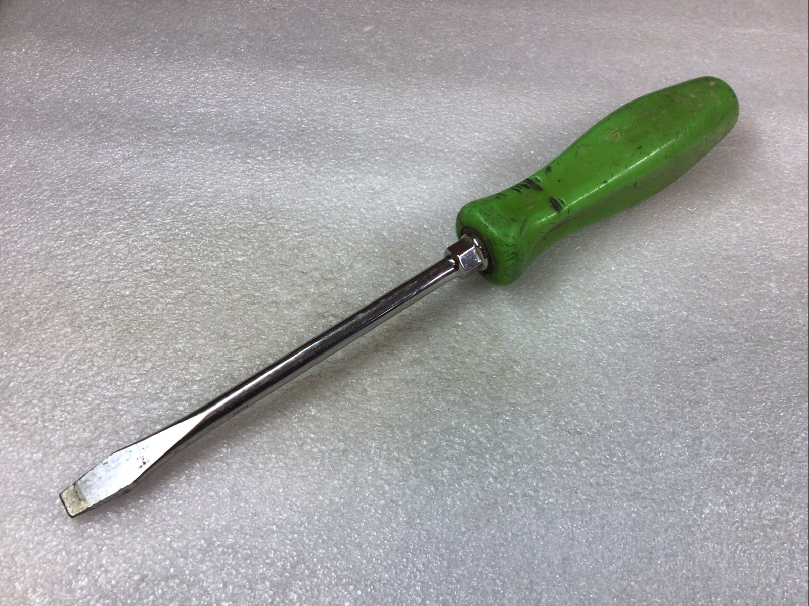 Snap On#SDD6 – 6” Long, Flat/Slot, Blade, Hard Green Handle, Screwdriver-USA-