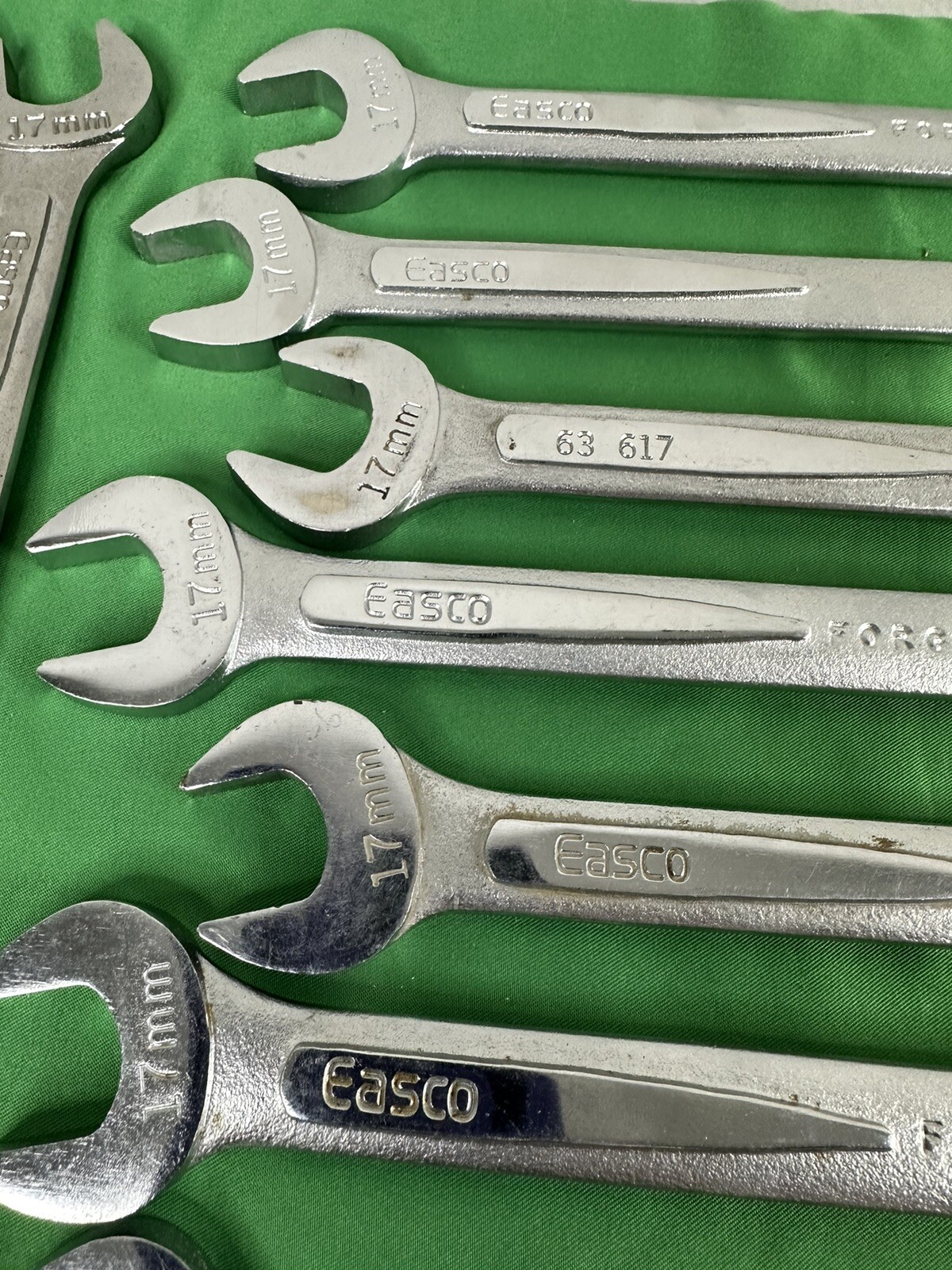 Lot of Five (5) EASCO 17mm 12 Point Combination Wrench Tool # 63 617 (63617)