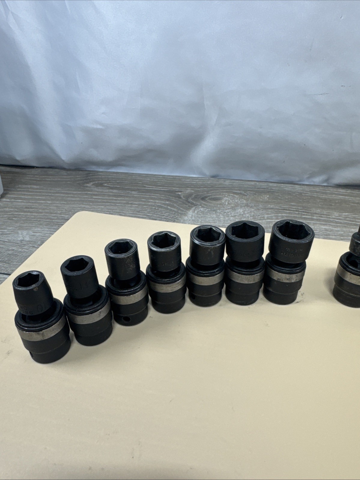 Genius Tools 16 Pc 3/8″ Dr. METRIC SAE SWIVEL IMPACT SOCKET