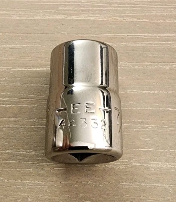 Craftsman USA 7/16″ Socket 12 Point 3/8 Drive EE 44332