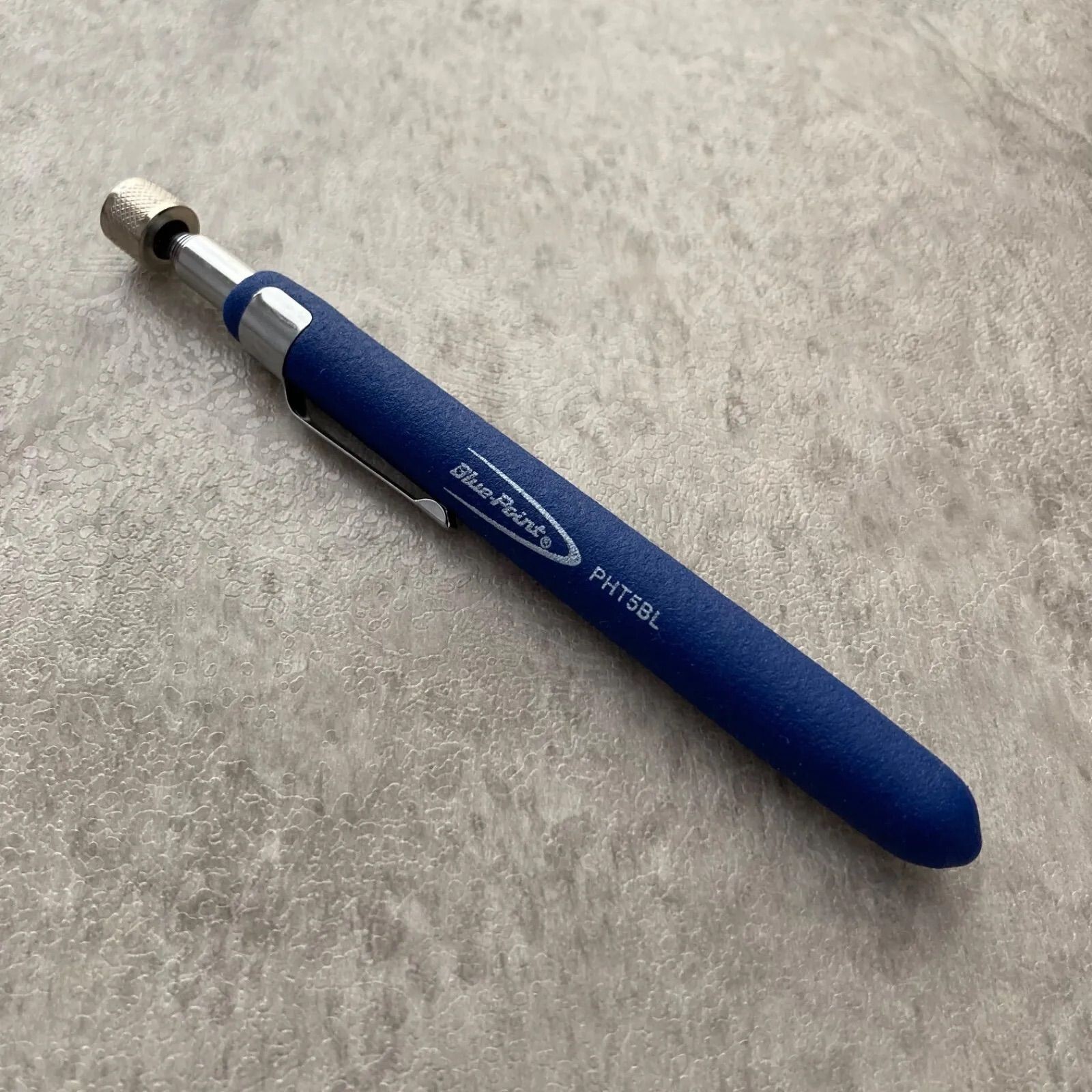 Blue-Point PHT5BL Telescopic Magnetic Pick-up Tool Blue 5-1/2–25-1/2″ Length