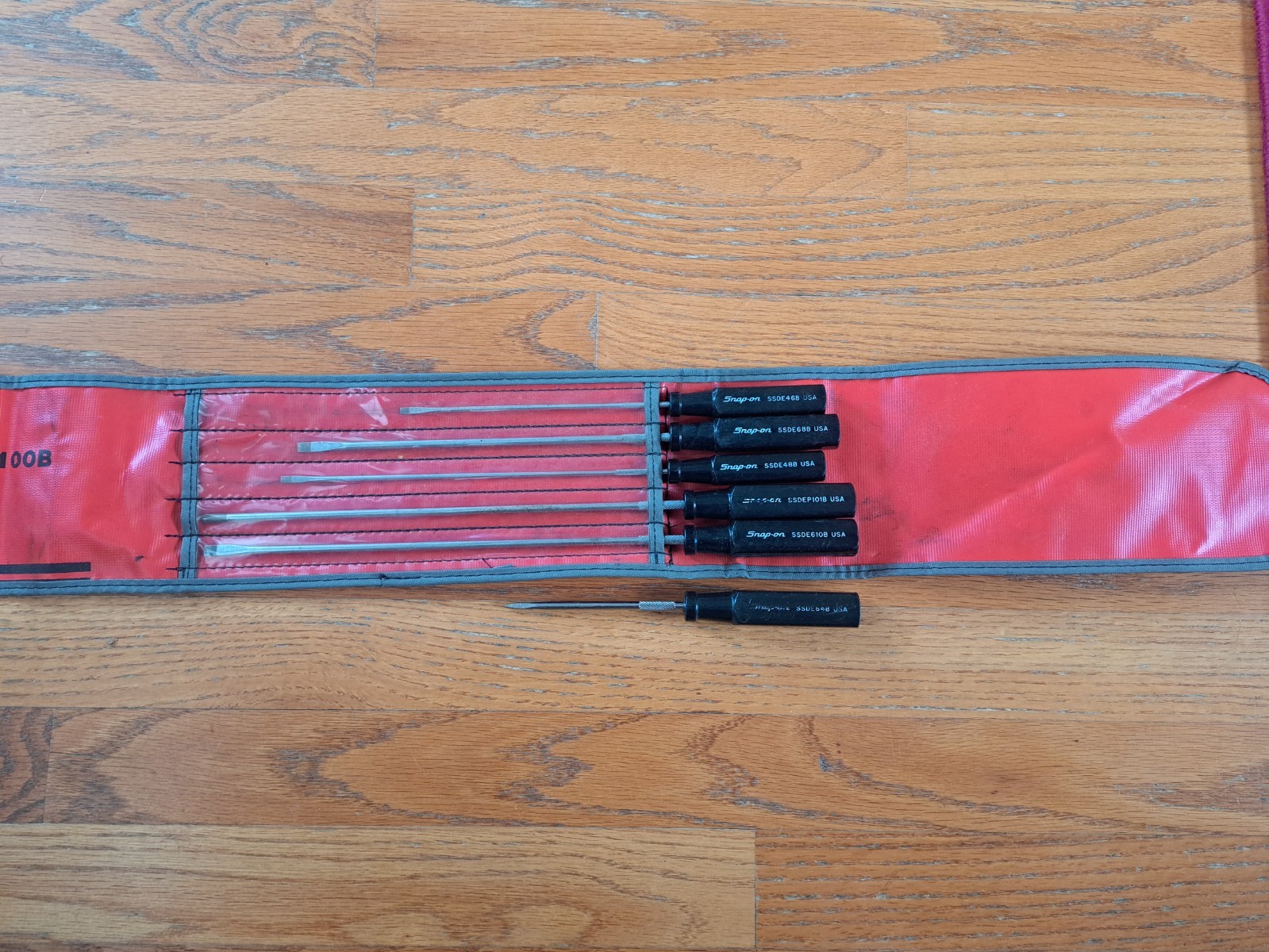 SSDE100B Snap-On Tools USA 6pc Black Hard Handle with case, missing 4 pieces