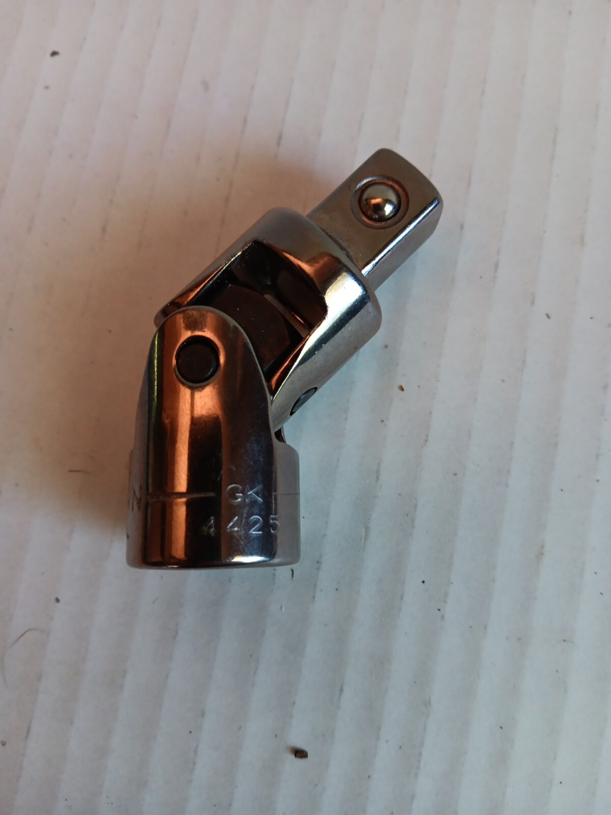 Craftsman USA Lot Of 2 -V- 4435 3/8” & GK 4425 1/2″ Universal Swivel Socket