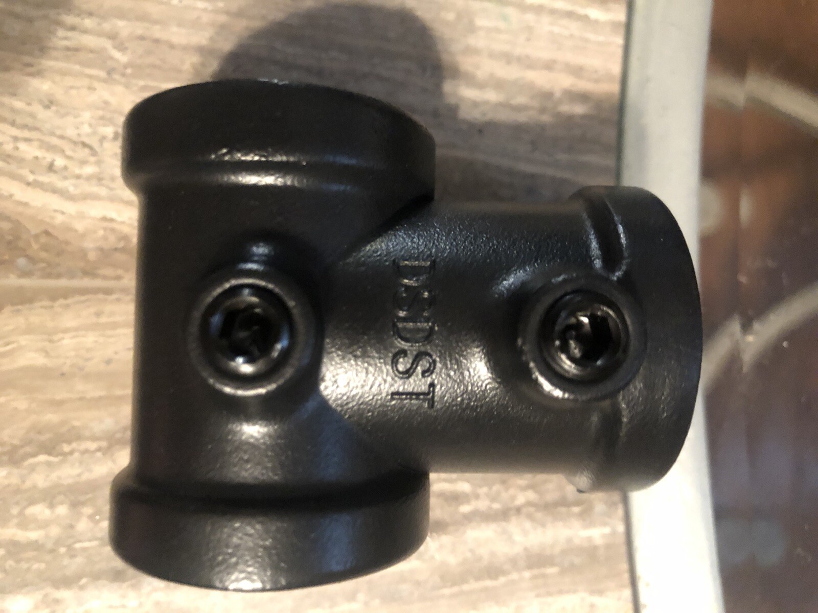 10 Piece Lot 1″ Black 3-Socket Tee Pipe Fitting Tee No threads