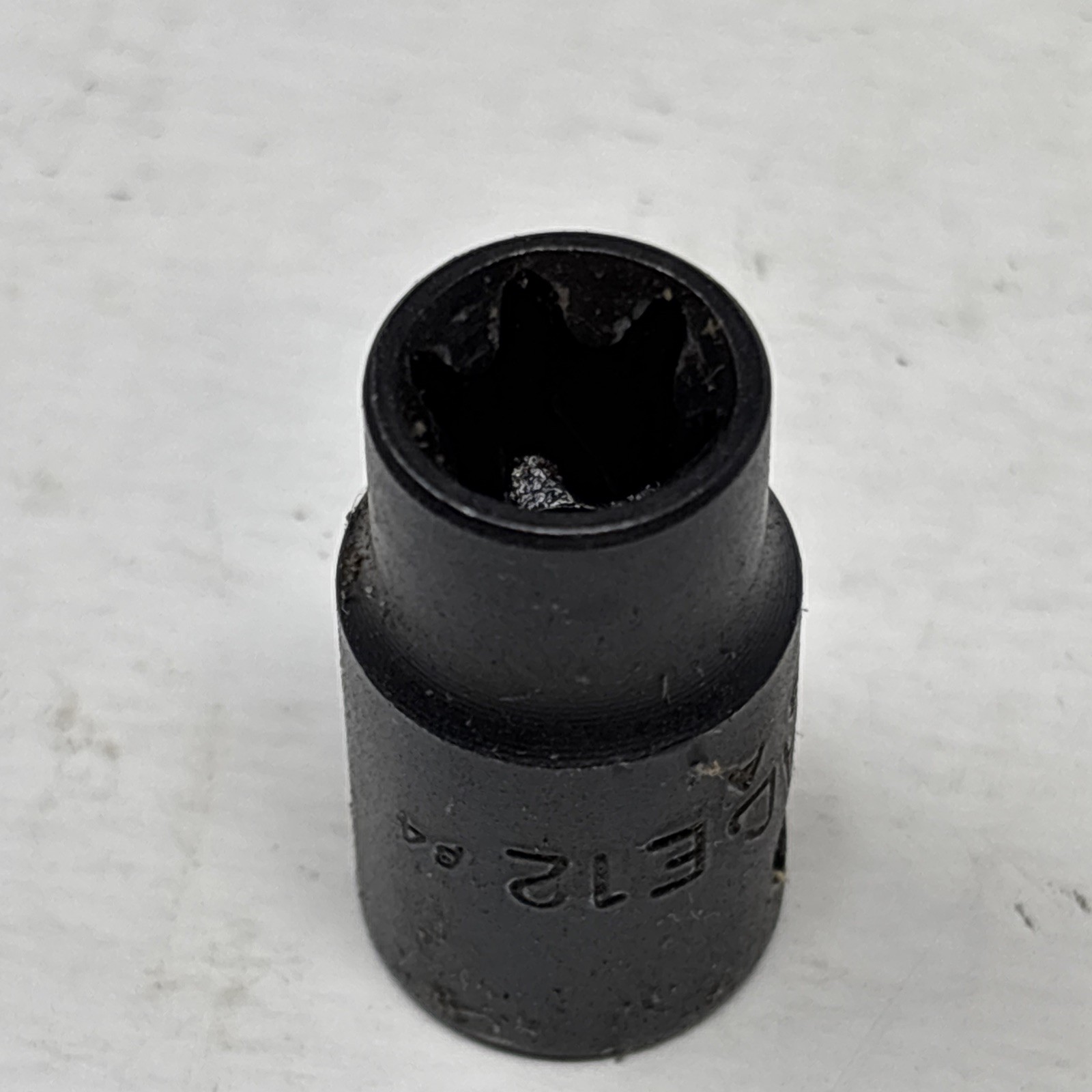MAC Tools Inverted Torx Socket 3/8″ Dr Set of 4, E10 E12 E14 E16 + 1/4″ Dr E8