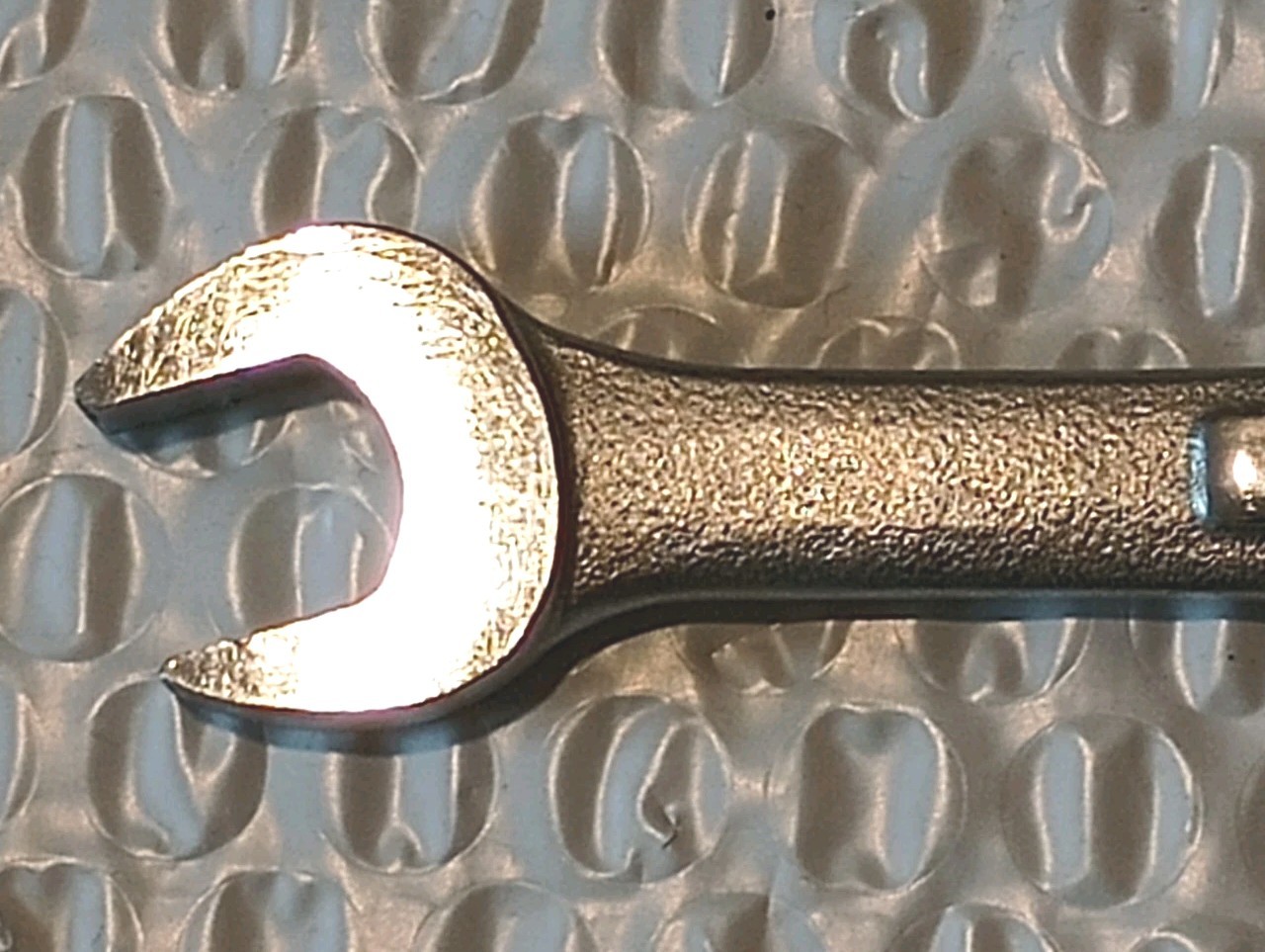 CRAFTSMAN TOOLS USA V44507, 13MM x 15MM DBL. OPEN – END WRENCH, 7″ LONG.