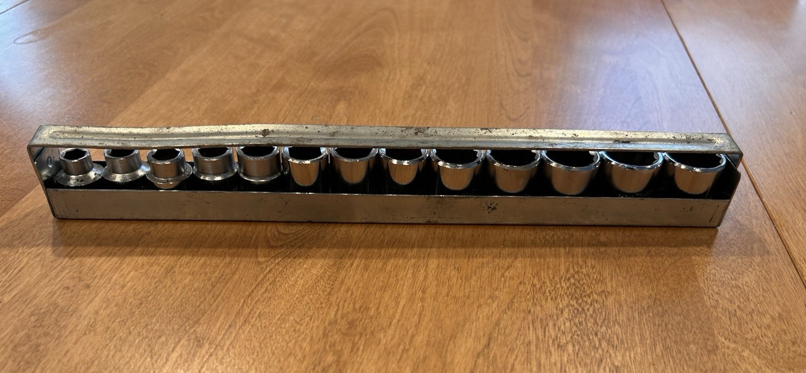 Vintage Truecraft 3/8” Drive Metric Socket Set 7mm-19mm