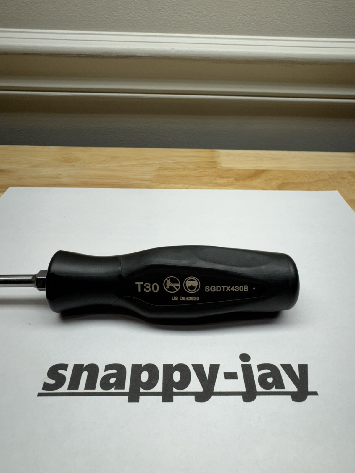 Snap-on Tools USA NEW BLACK Soft Grip T30 Torx Screwdriver SGDTX430B