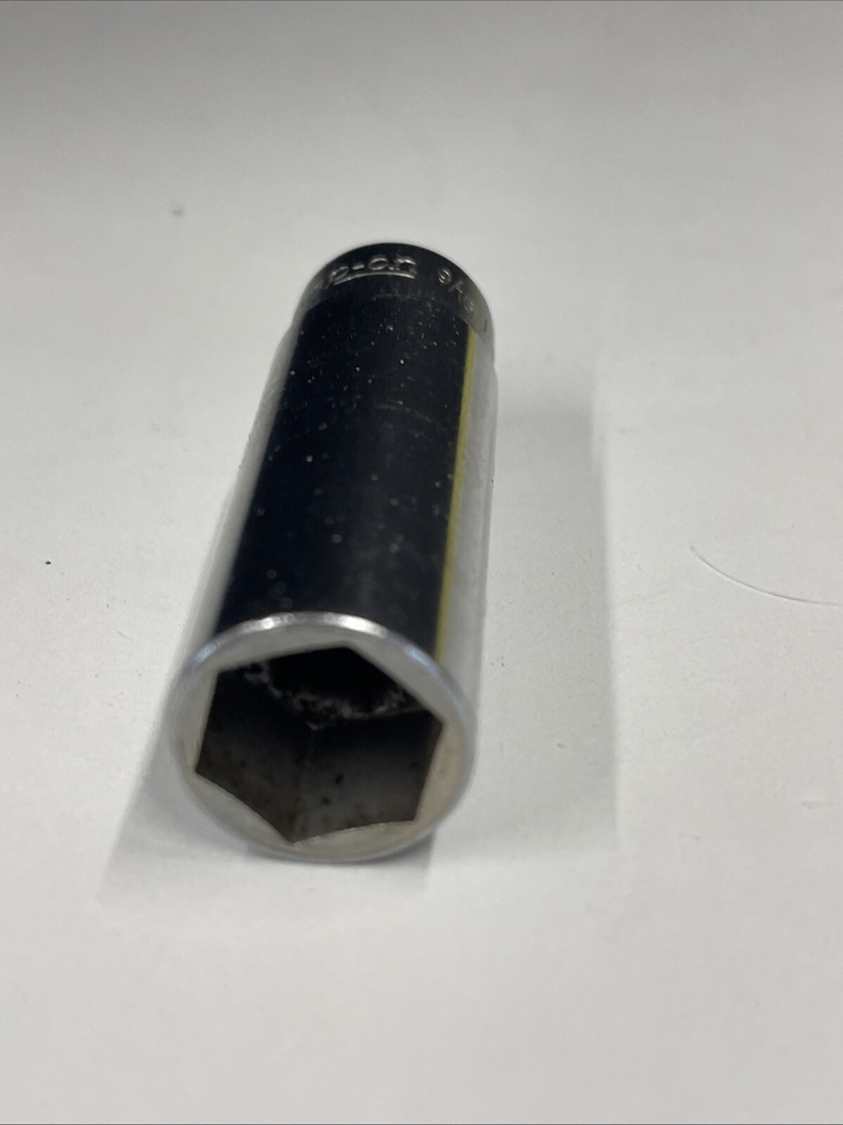 Snap-On Tools USA 1/2″ Drive 12 Point SAE Size 9/16″ Deep Chrome Socket SVS181