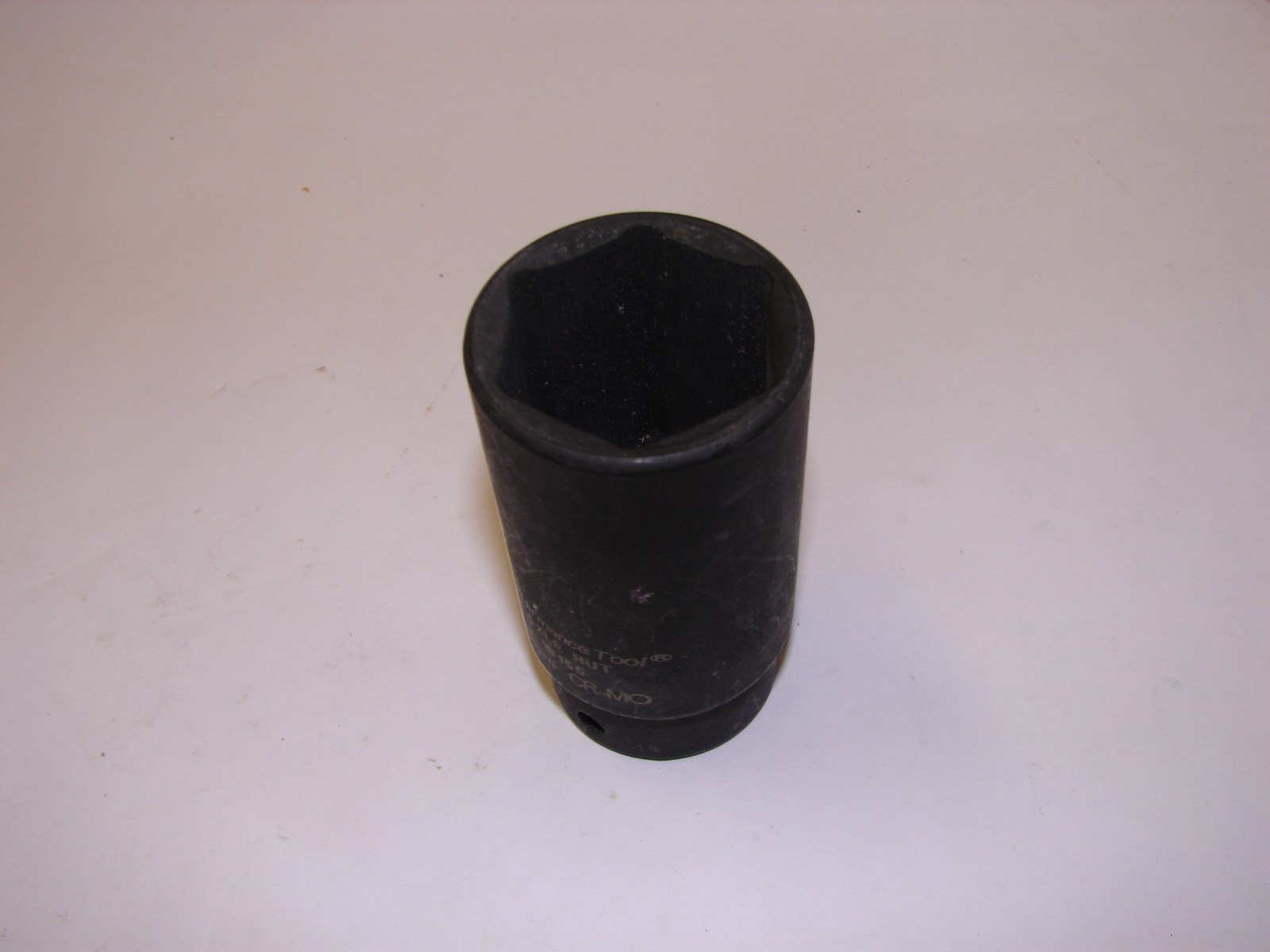 32mm x 1/2″ PERFORMANCE TOOL Axel Nut #W155 Drive Deep Impact Socket – NEW