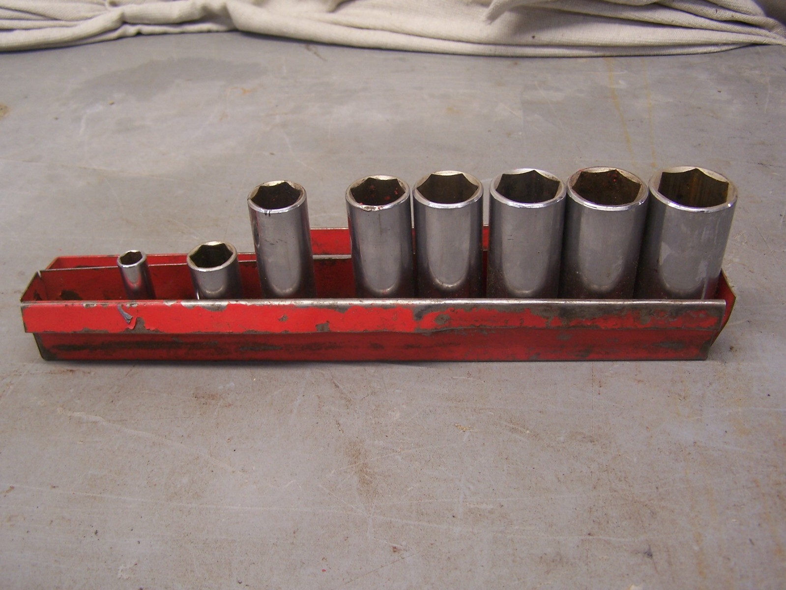 Vintage MAC USA 3/8″ drive deep well socket set 15/16 to 5/16 metal tray