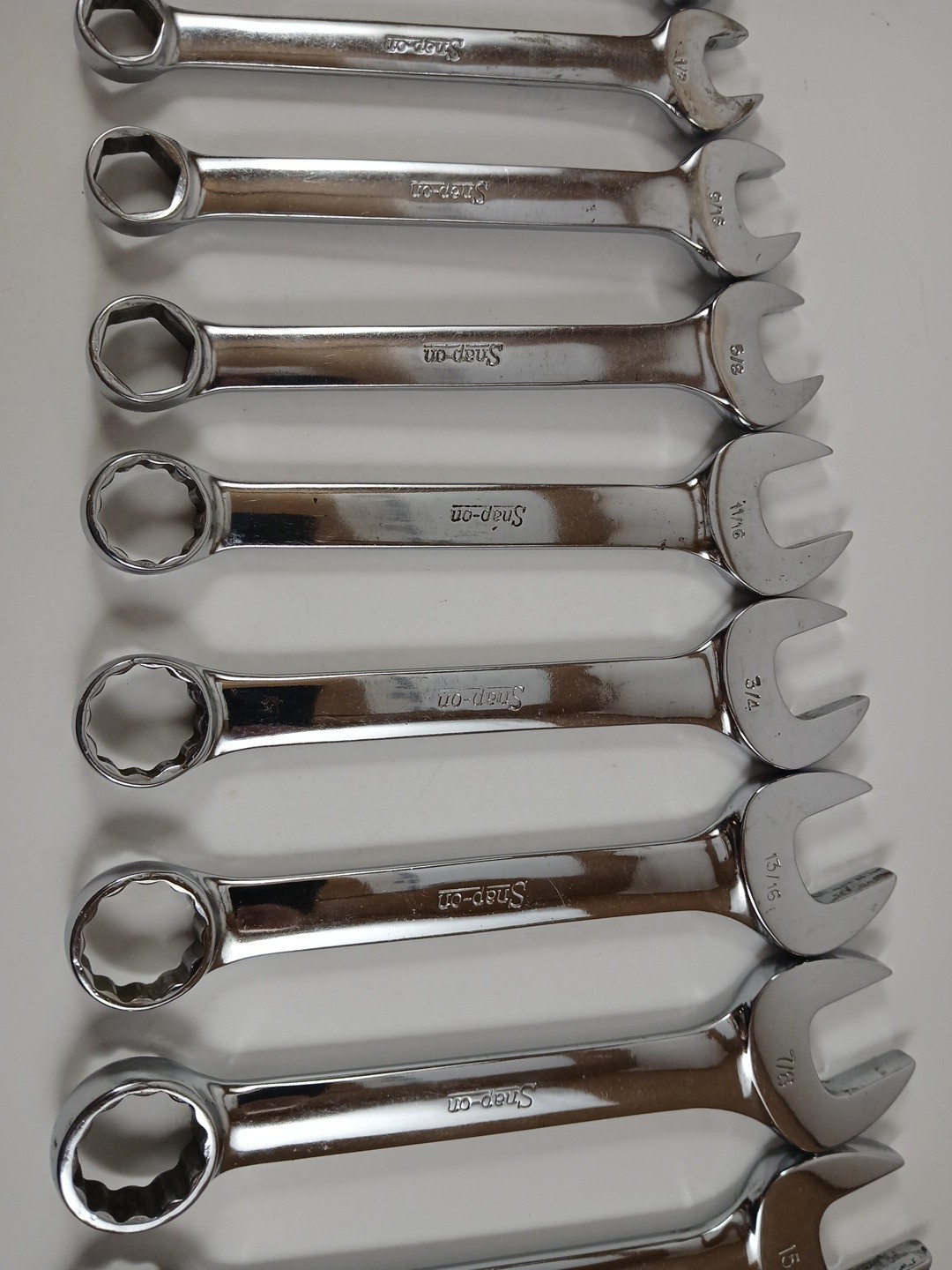 Snap On 13 PC SAE Wrench Set 1/4″ – 5/8″ OXA Offset And 11/16″ – 1″ OEX Stubby