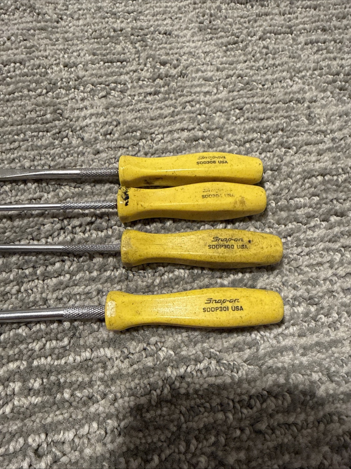 Lot Of 4 Snap On SDD306, SDDP300, SDDP301, SDD304 Mini Screwdrivers