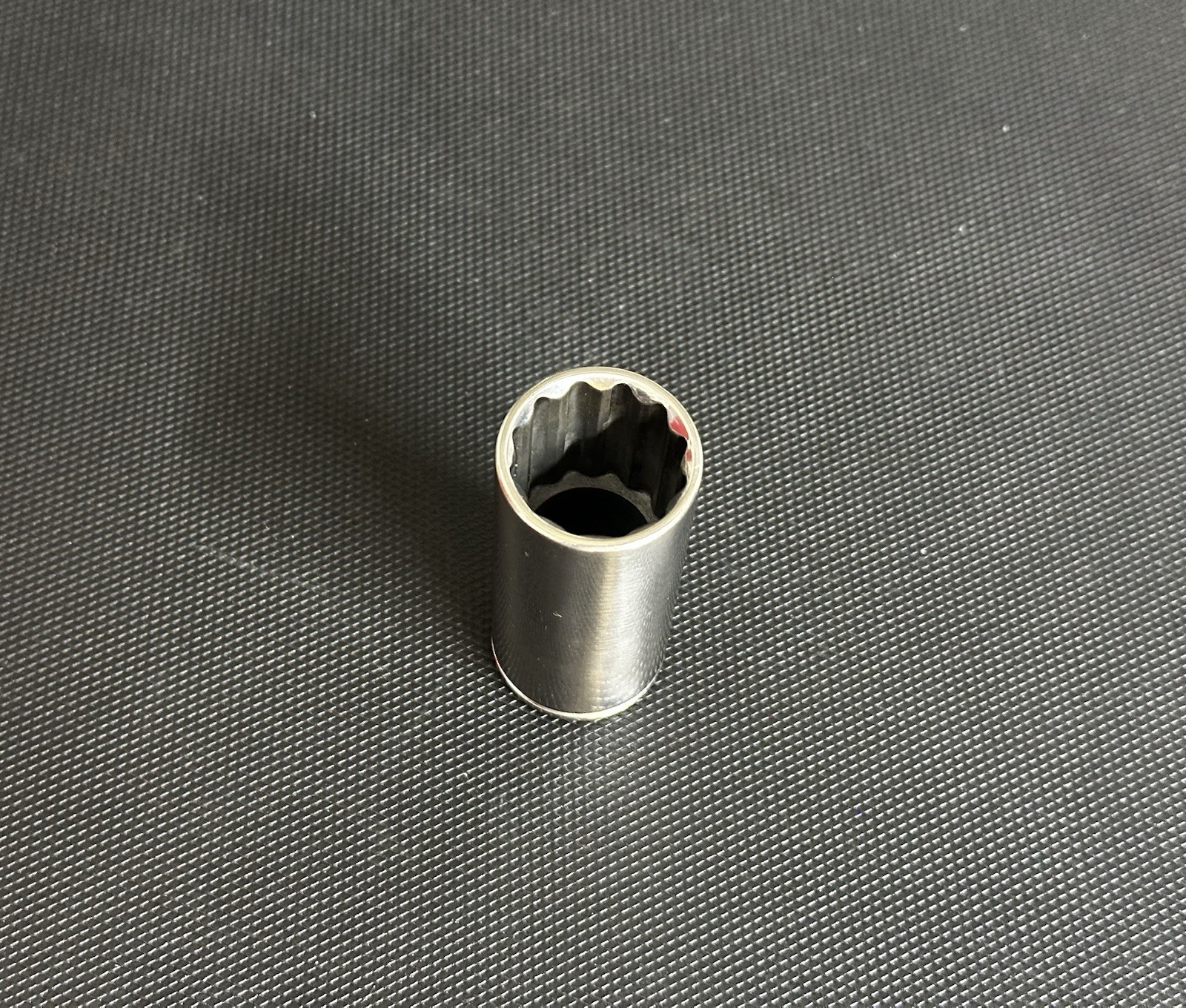 Blue Point 3/8″ Drive 13/16″ Deep 12 Point Chrome Socket BLPL381316 SAE Mint