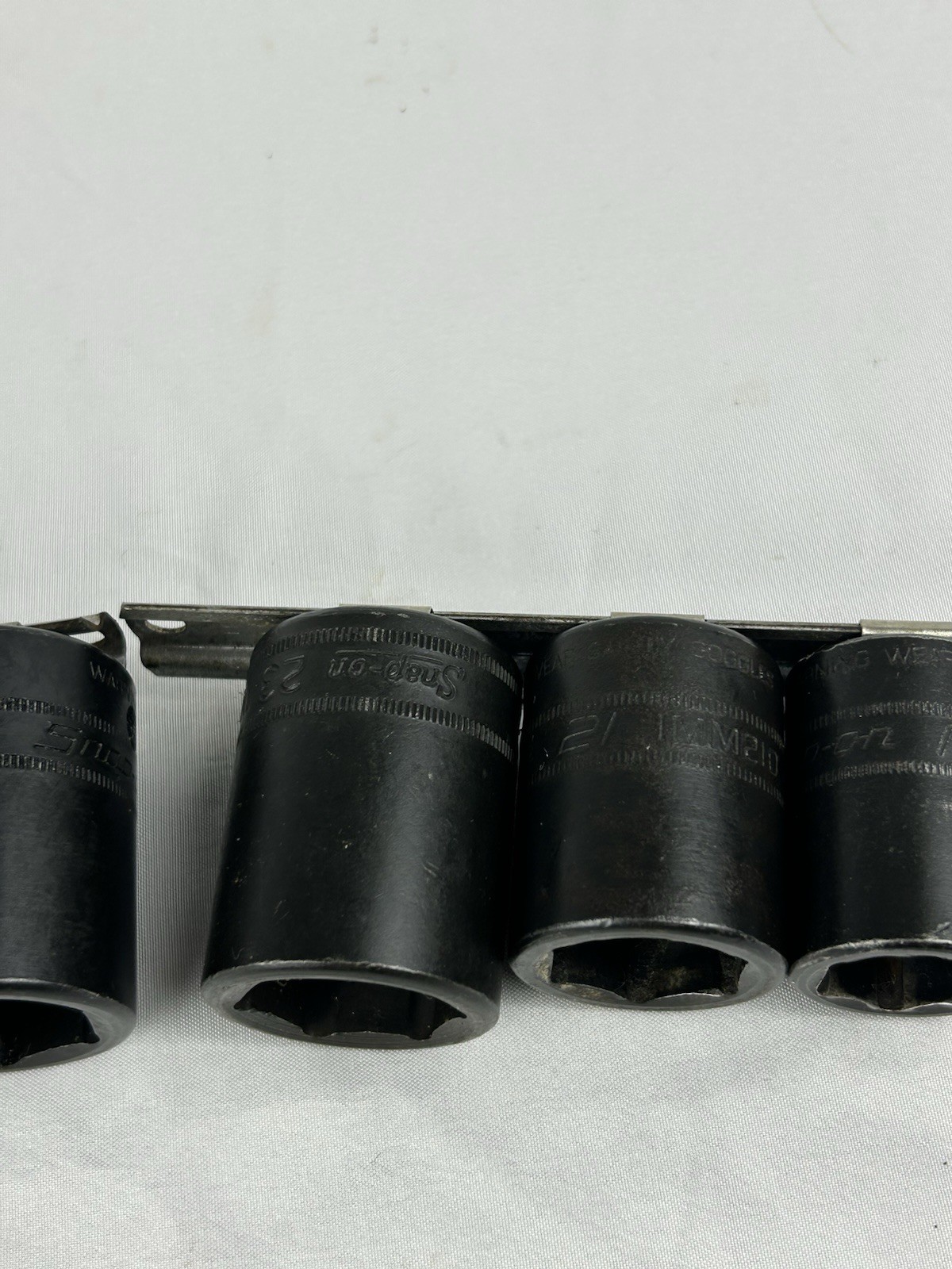 Snap-On 18mm-32mm 1/2″ Drive 6 Pt Metric Shallow Impact Socket-9pc IMM180-IMM320