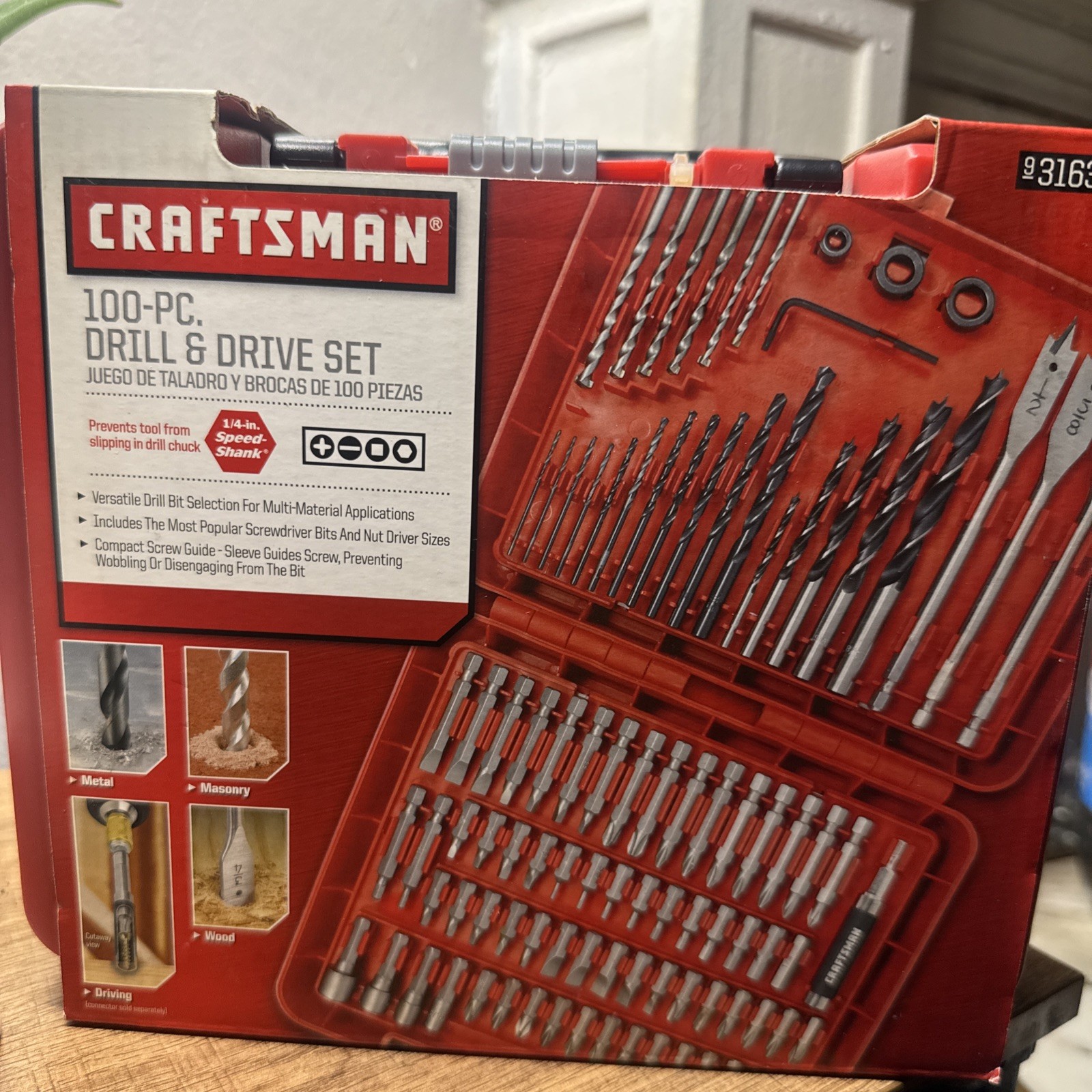 Craftsman 100-Piece Drill & Drive Set 31639 Brand New Carrying Case