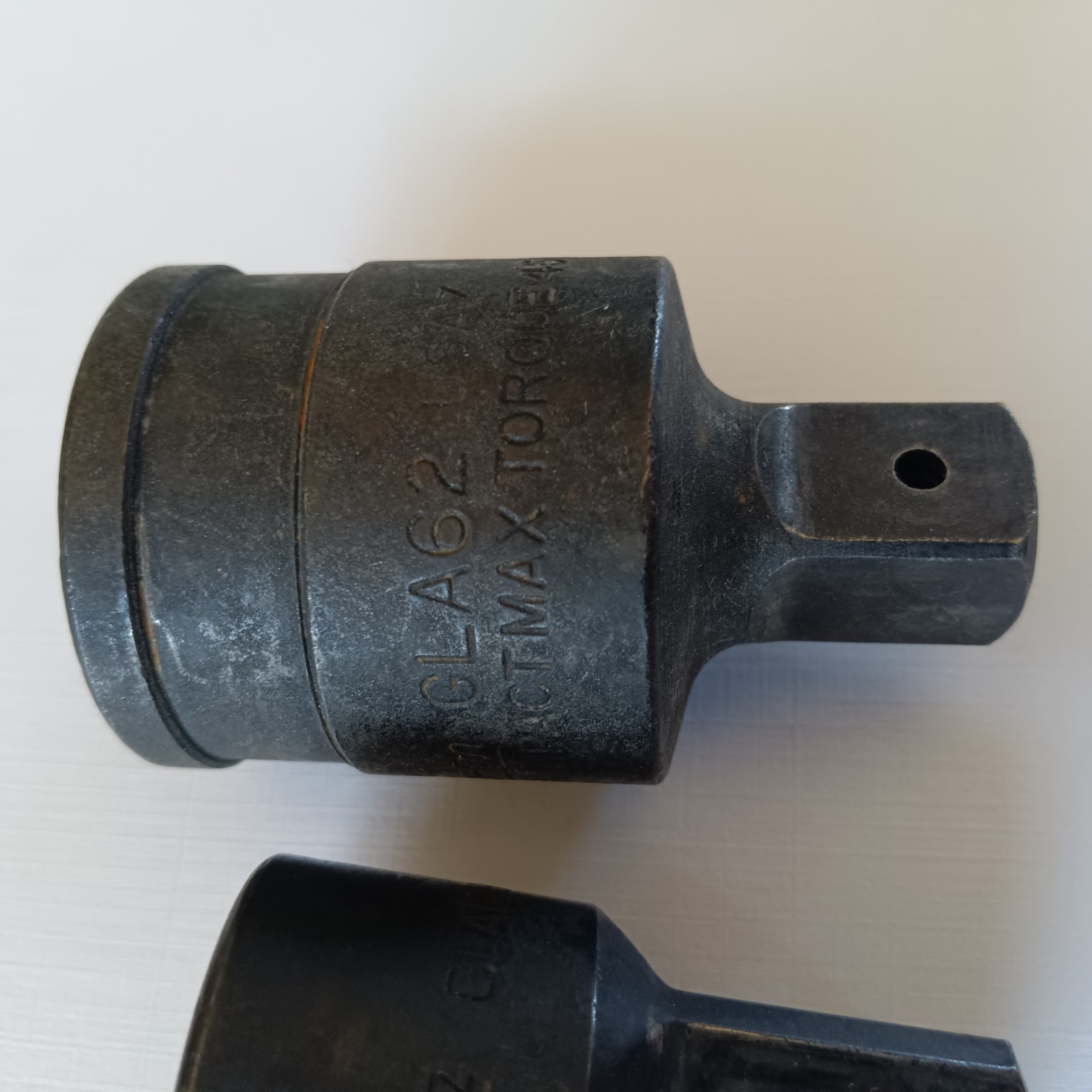 Snap-On GLA12B AND GLA62 1/2″ to 3/4″socket adapters black oxide
