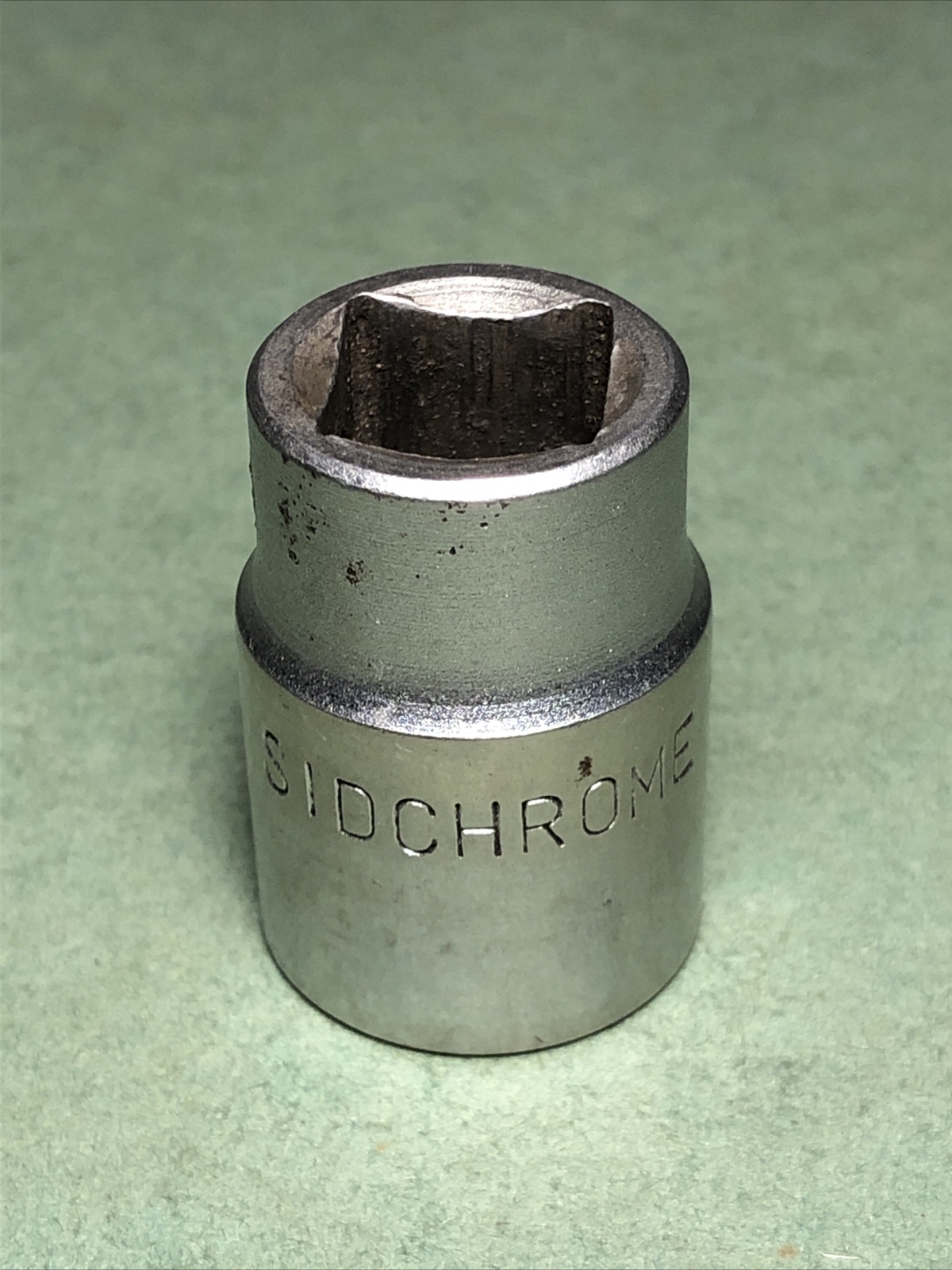 Vintage SIDCHROME | 11/16″ AF | 1/2″ Drive 12-Point Socket | Australia