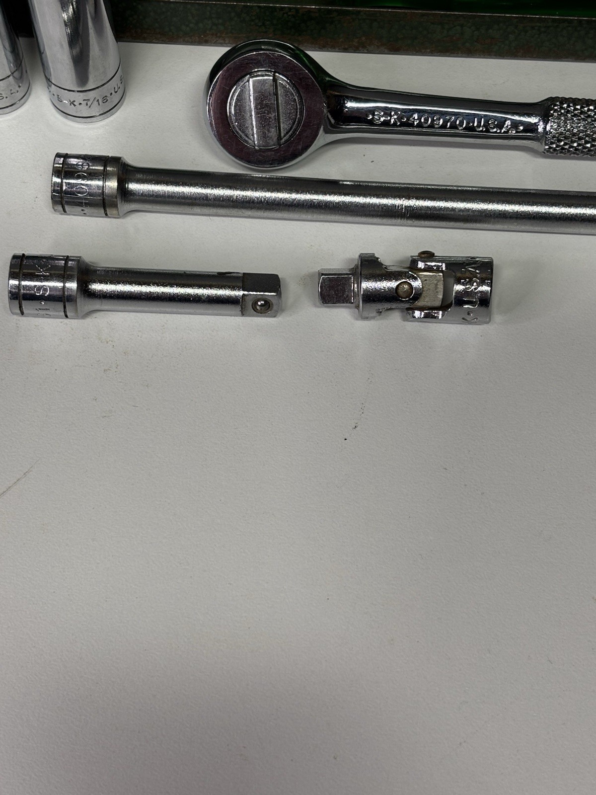 Vtg. S.K 1/4” Metal Box Socket Set Driver.ratchet,2 Ext. Uni Adapt, 4 Deep Well