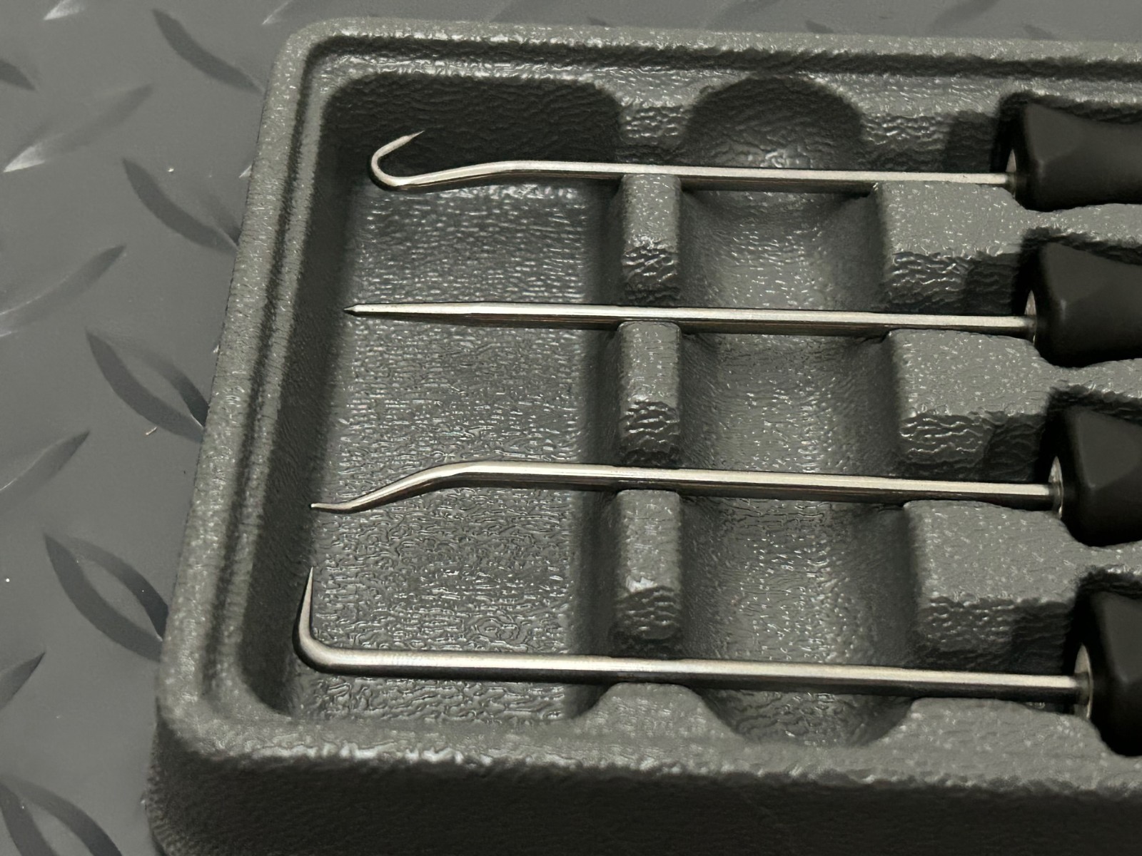 Snap-on Tools USA NEW 4pc BLACK Soft Grip Miniature Pick Set SGASA204CBK