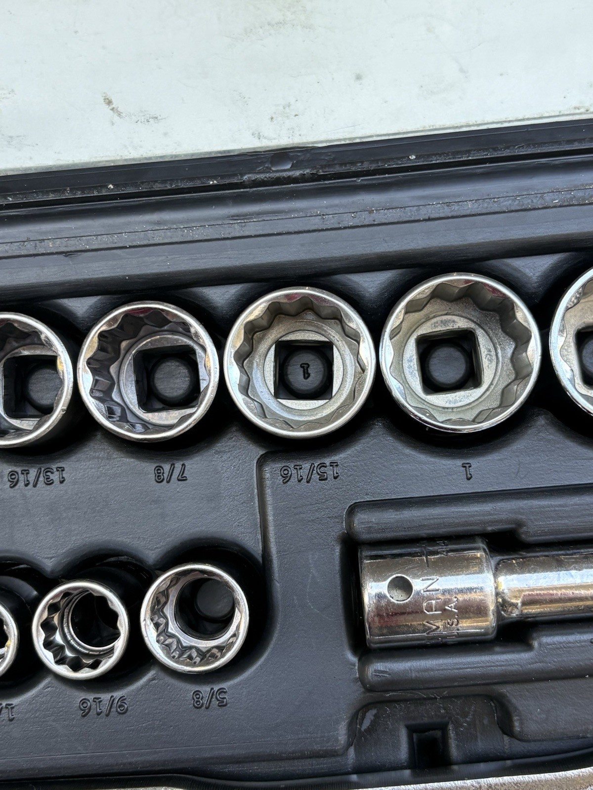18pcs Vintage Craftsman 1/2” Ratchet ,Socket Set, 1w/ Spark Plug Sockets & Case