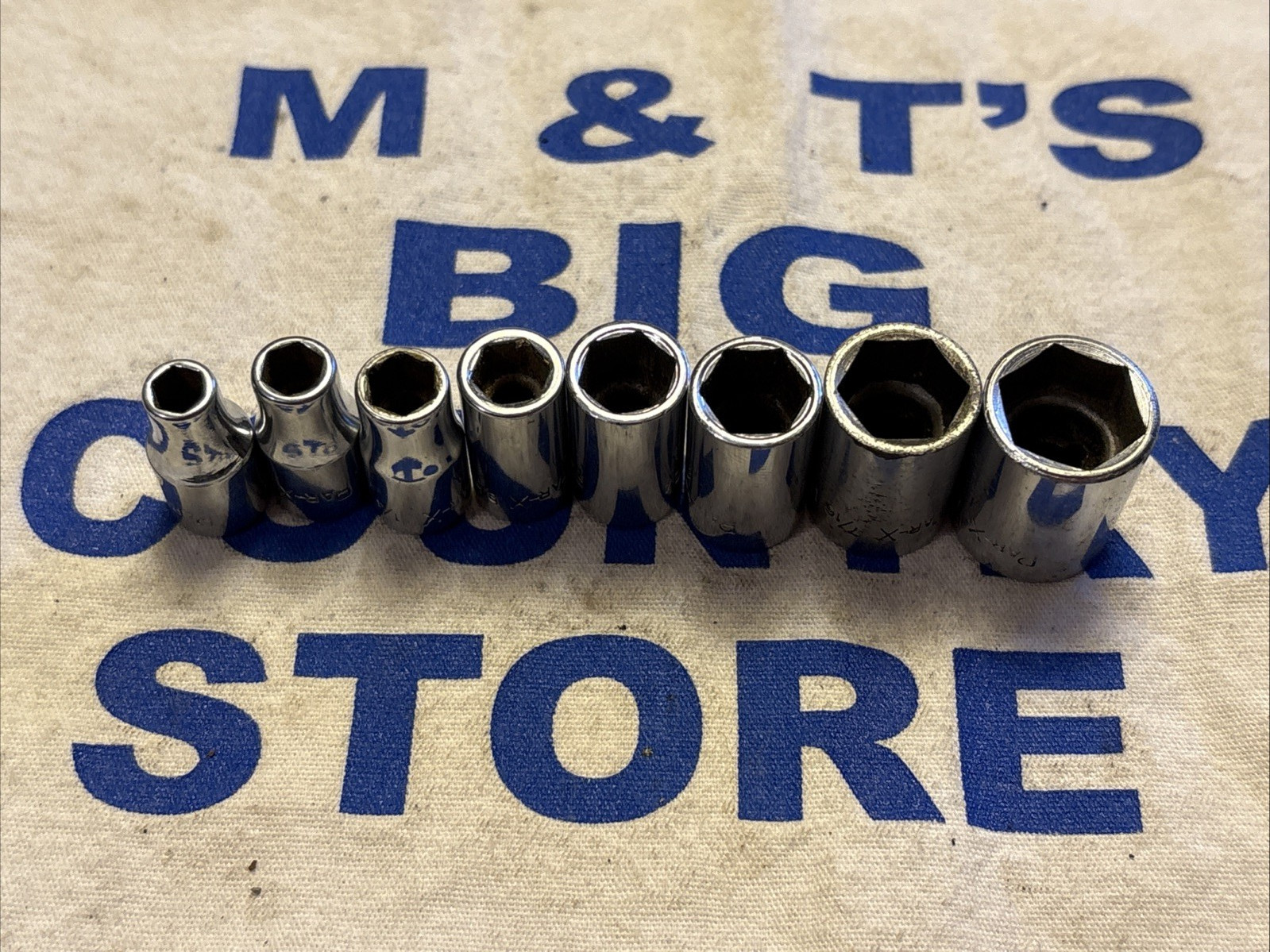 Par-X USA 1/4″ Drive 8pc SAE 6pt Socket Set 3/16″ to 1/2″ (no 5/16)