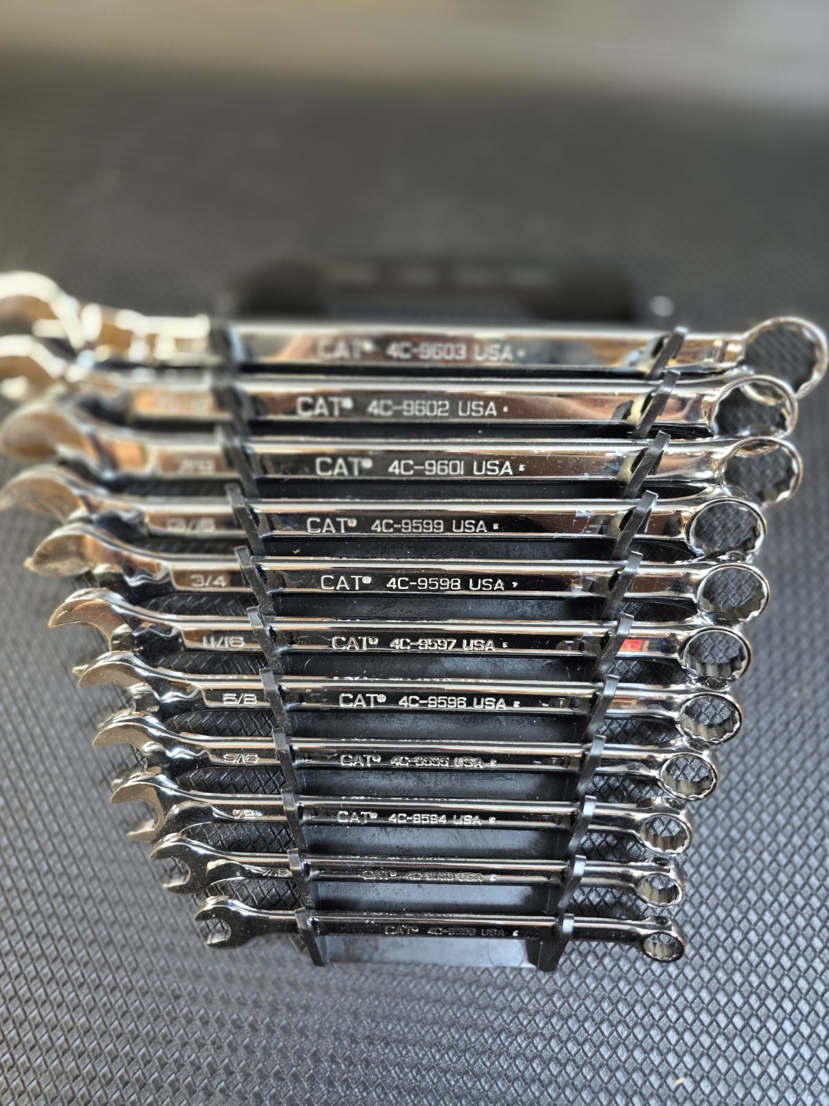 Cat USA Caterpillar 3/8″ to 1″ 14pc SAE Open Combination 11pc Wrench Set 4C-9600