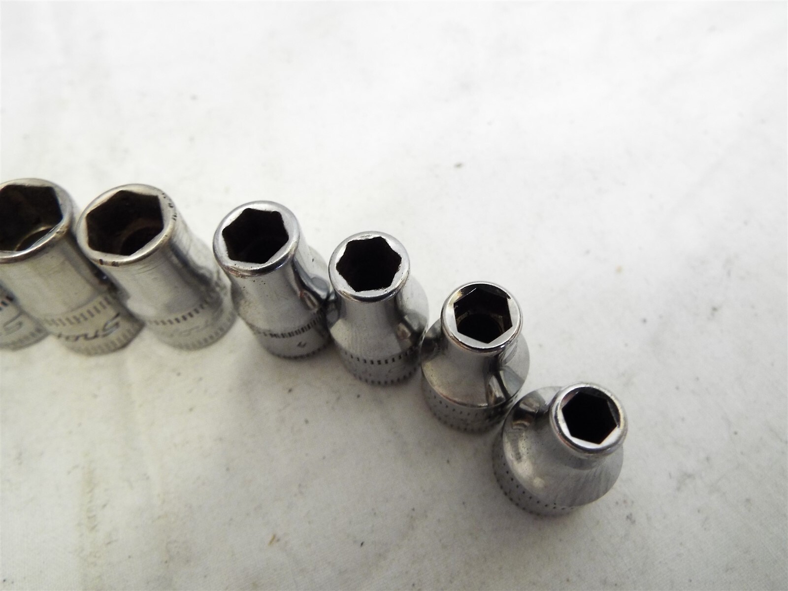 Clean Set 13 Snap-On 1/4″ 6-pt Metric Sockets Shallow/Standard Length 4-15mm