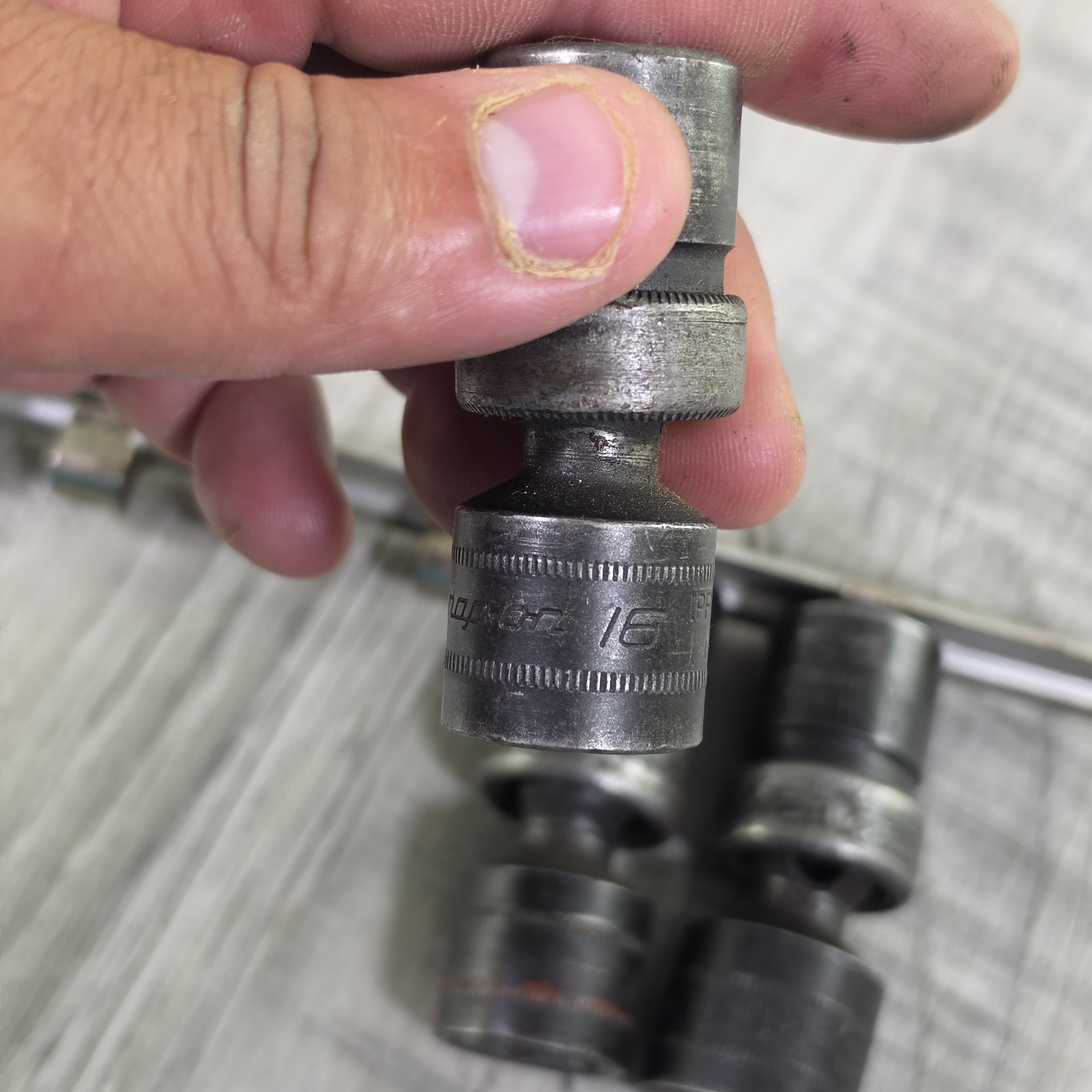 Snap On 3/8 Drive 8-Piece Metric Set 10-18 mm Impact Swivel Socket Set Used